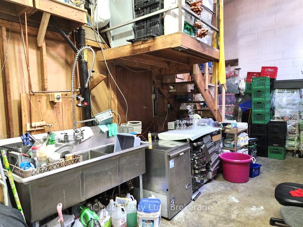 781 Main Street E 29 Property Photo 11