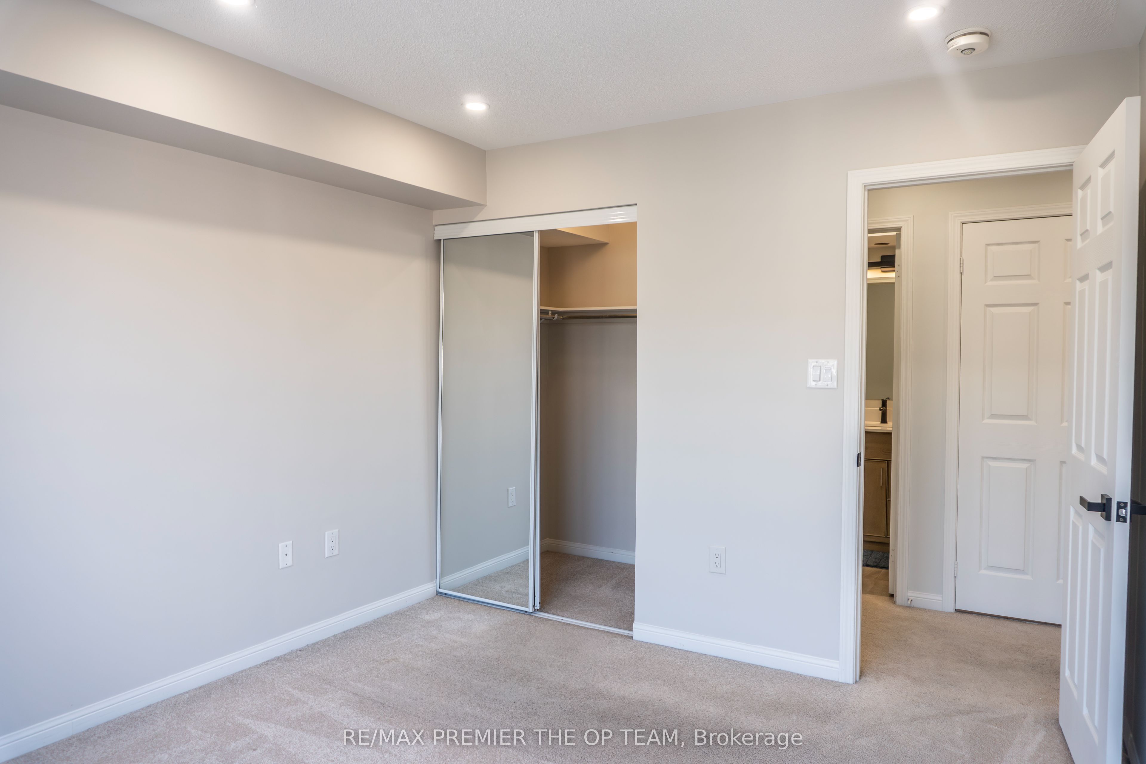 250 Sunny Meadow Boulevard 120 Property Photo 18