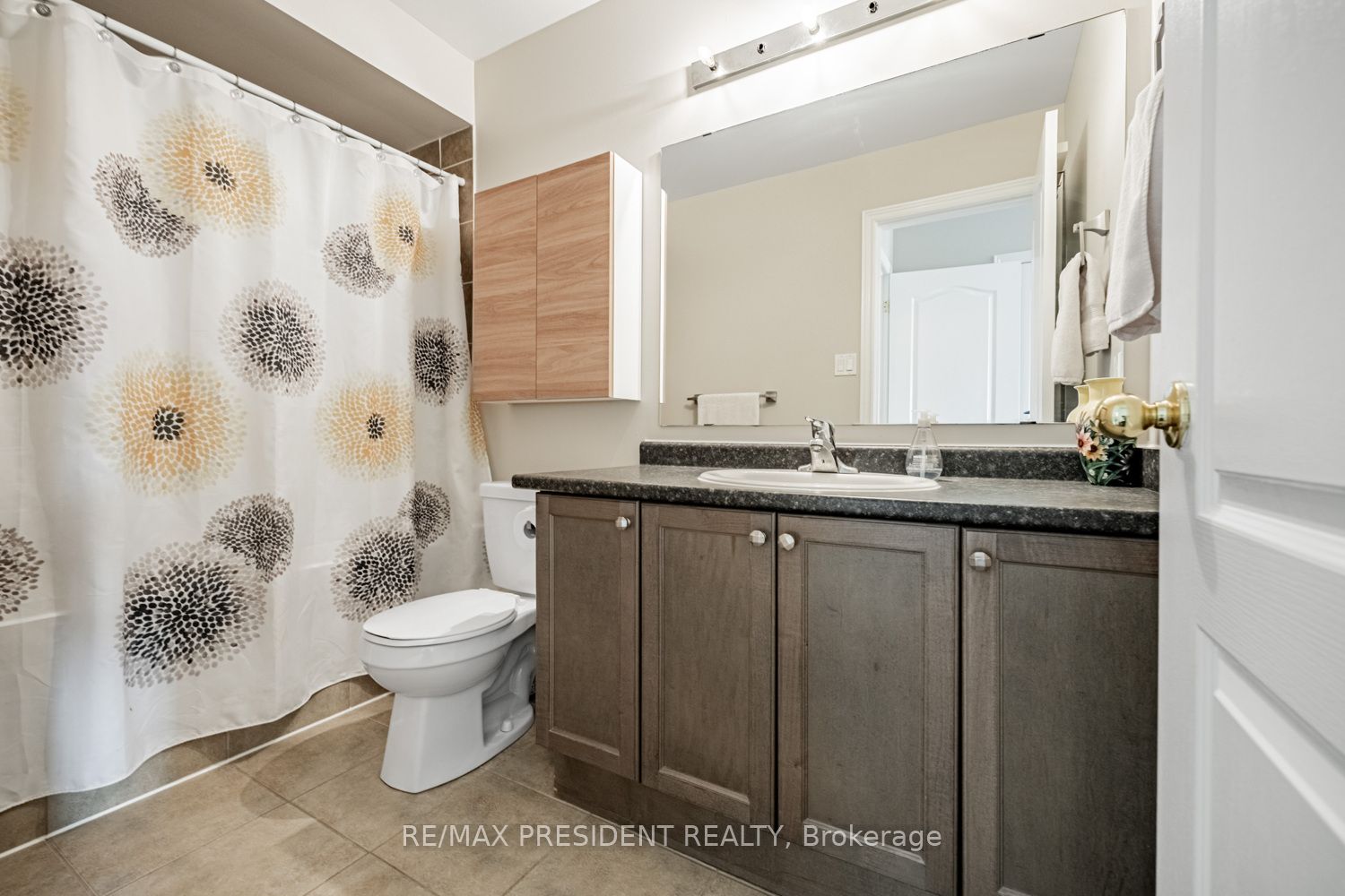 10 Shiraz Drive Property Photo 23