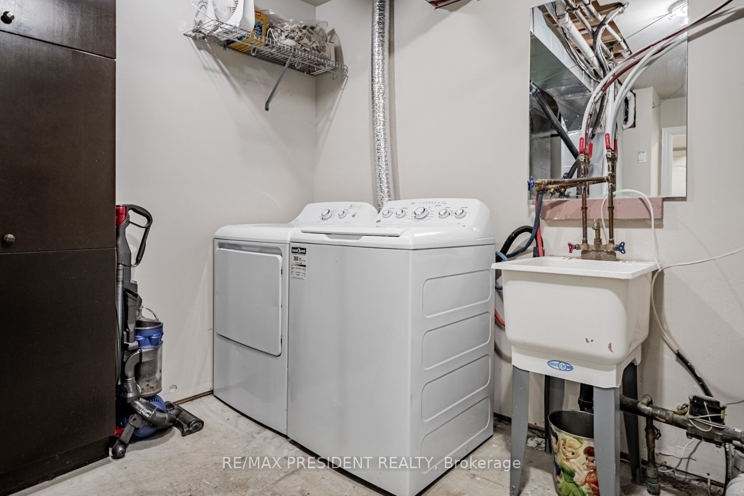 10 Shiraz Drive Property Photo 28