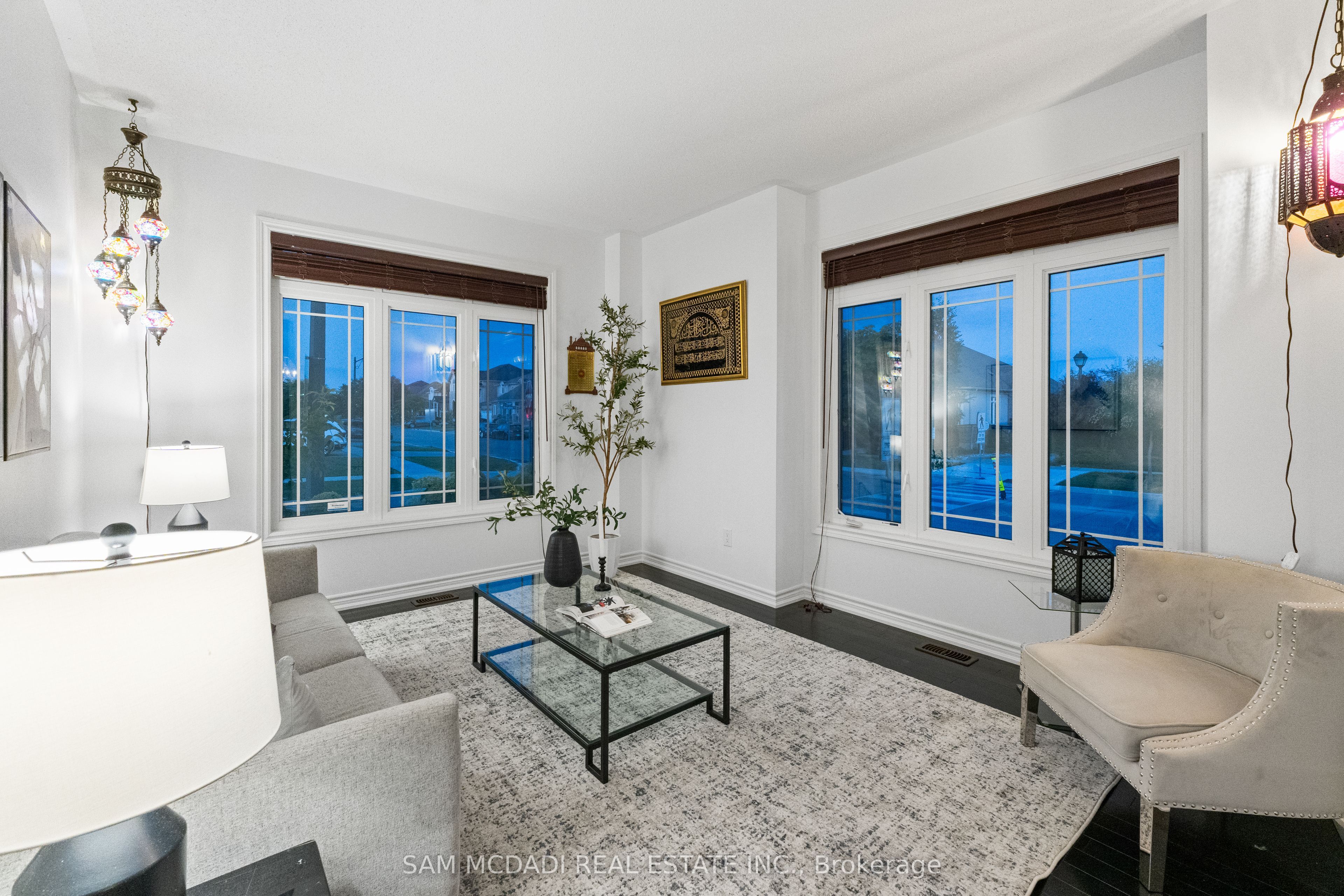 700 Serafini Crescent Property Photo 4