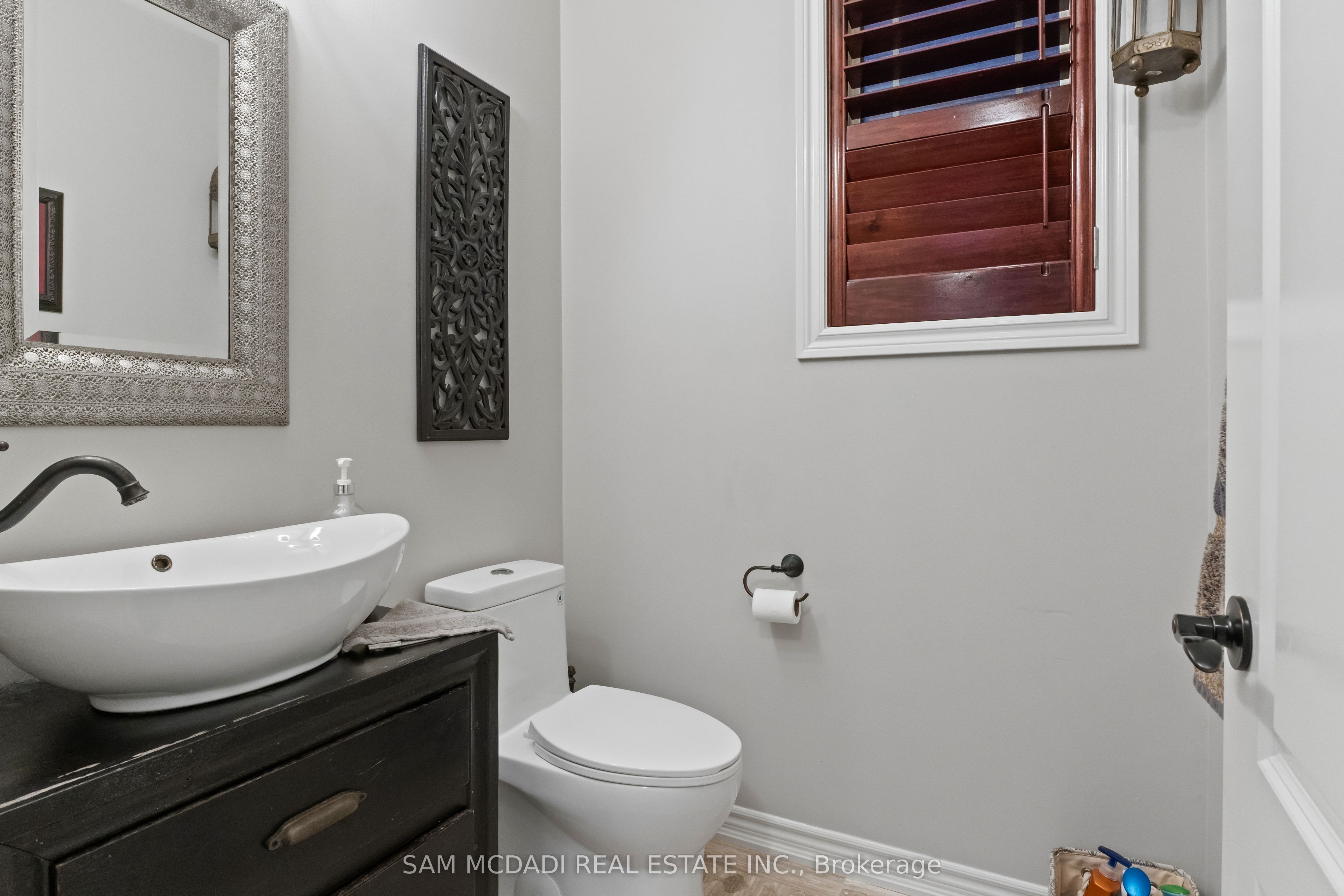 700 Serafini Crescent Property Photo 16