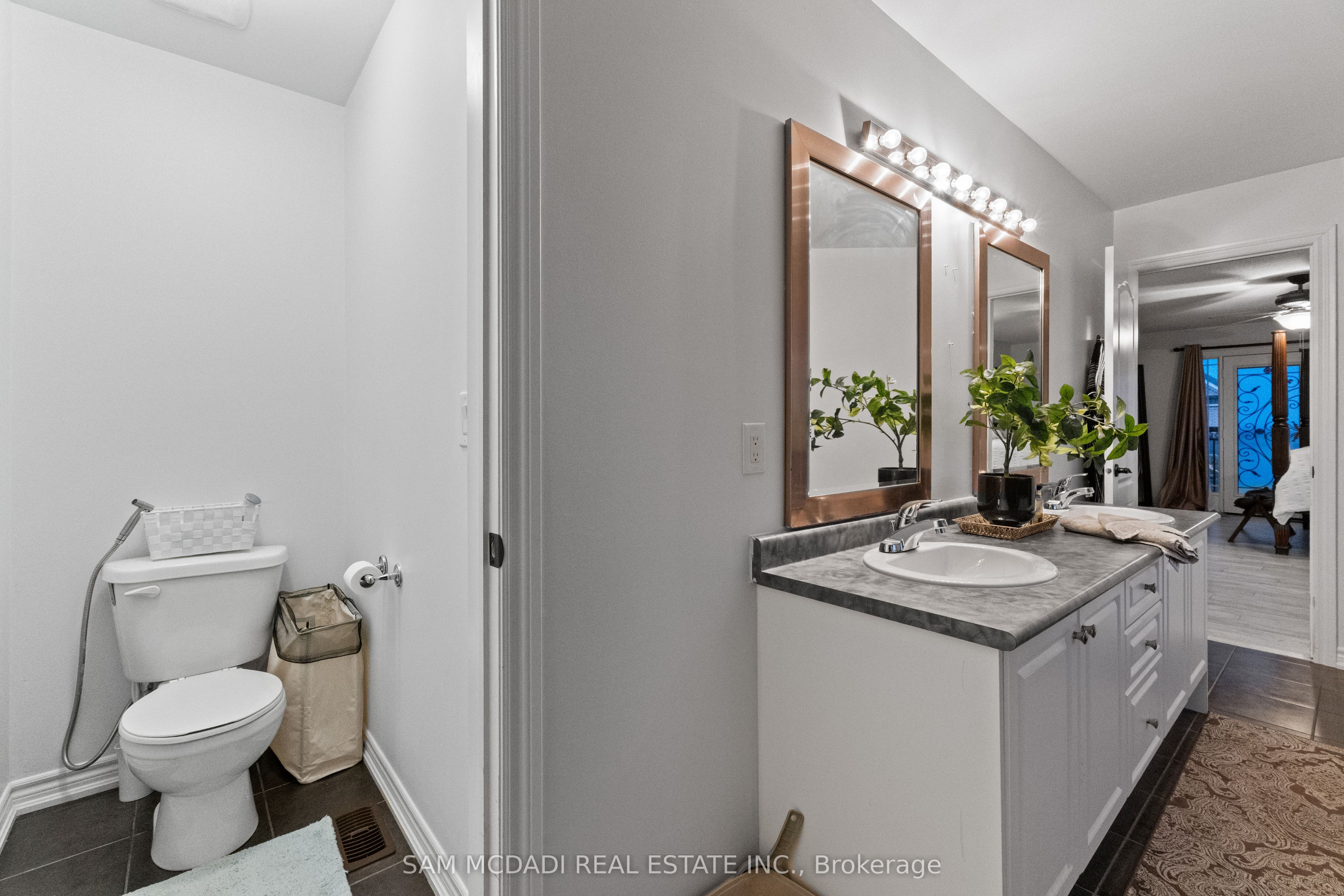 700 Serafini Crescent Property Photo 23