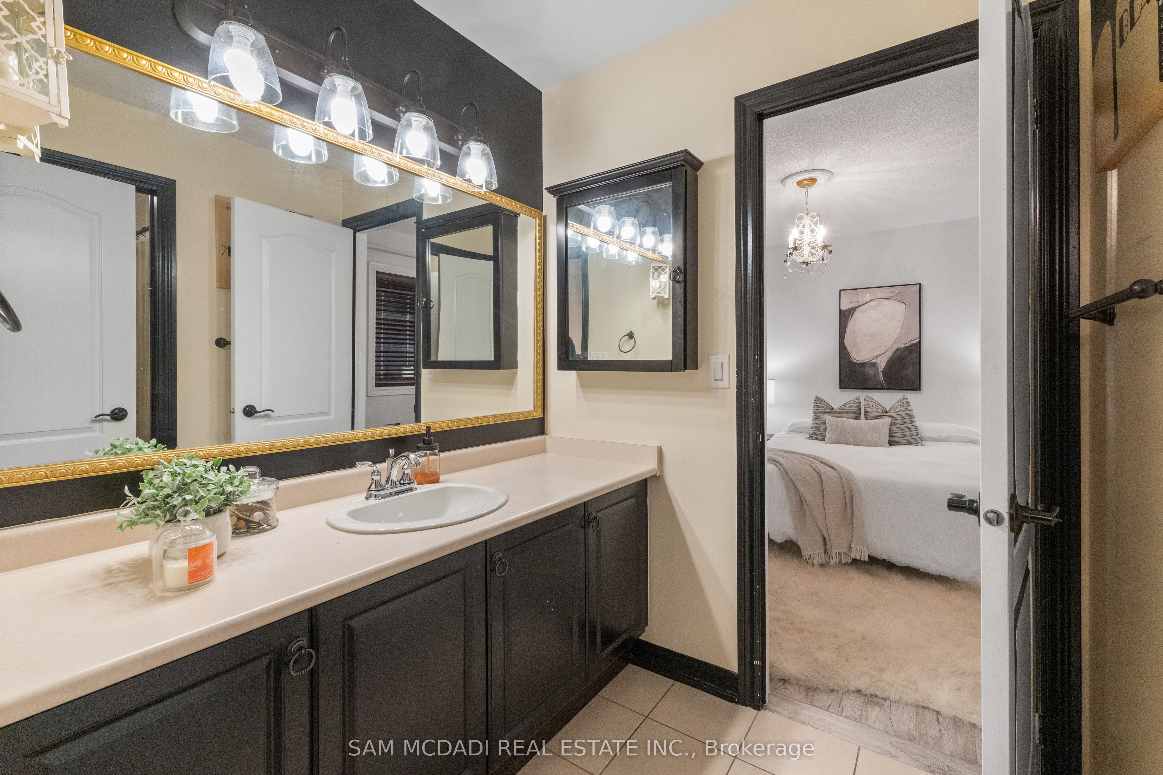 700 Serafini Crescent Property Photo 26