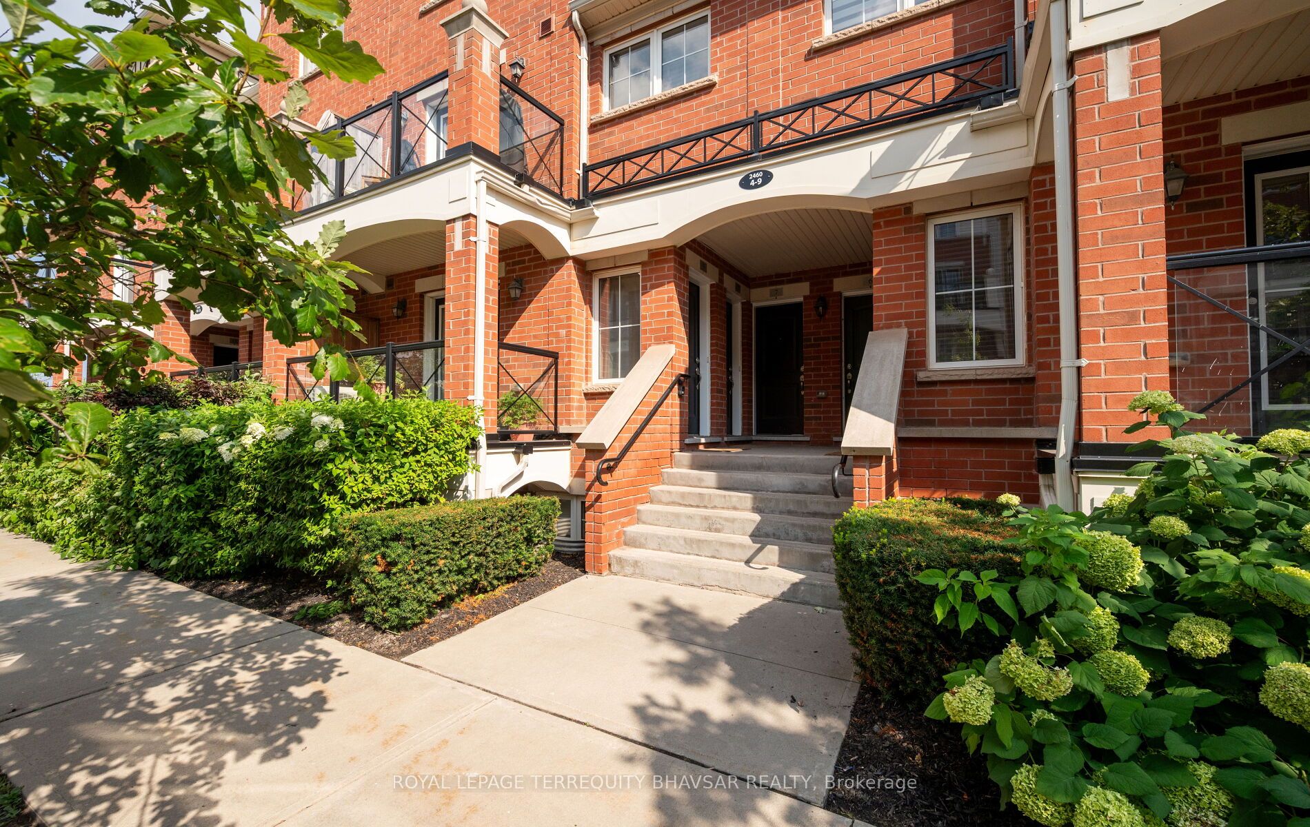 2460 Post Road 4 Property Photo 4