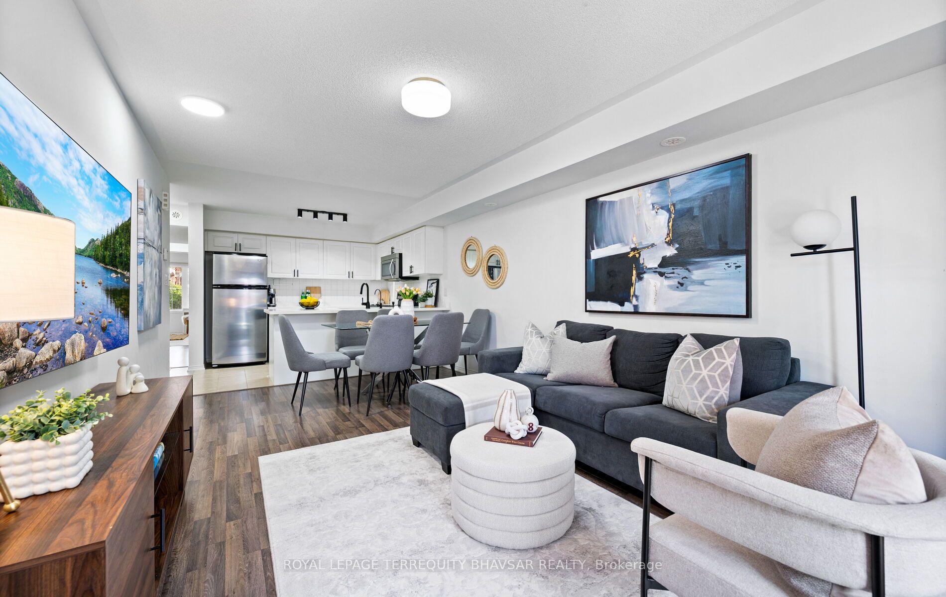 2460 Post Road 4 Property Photo 7