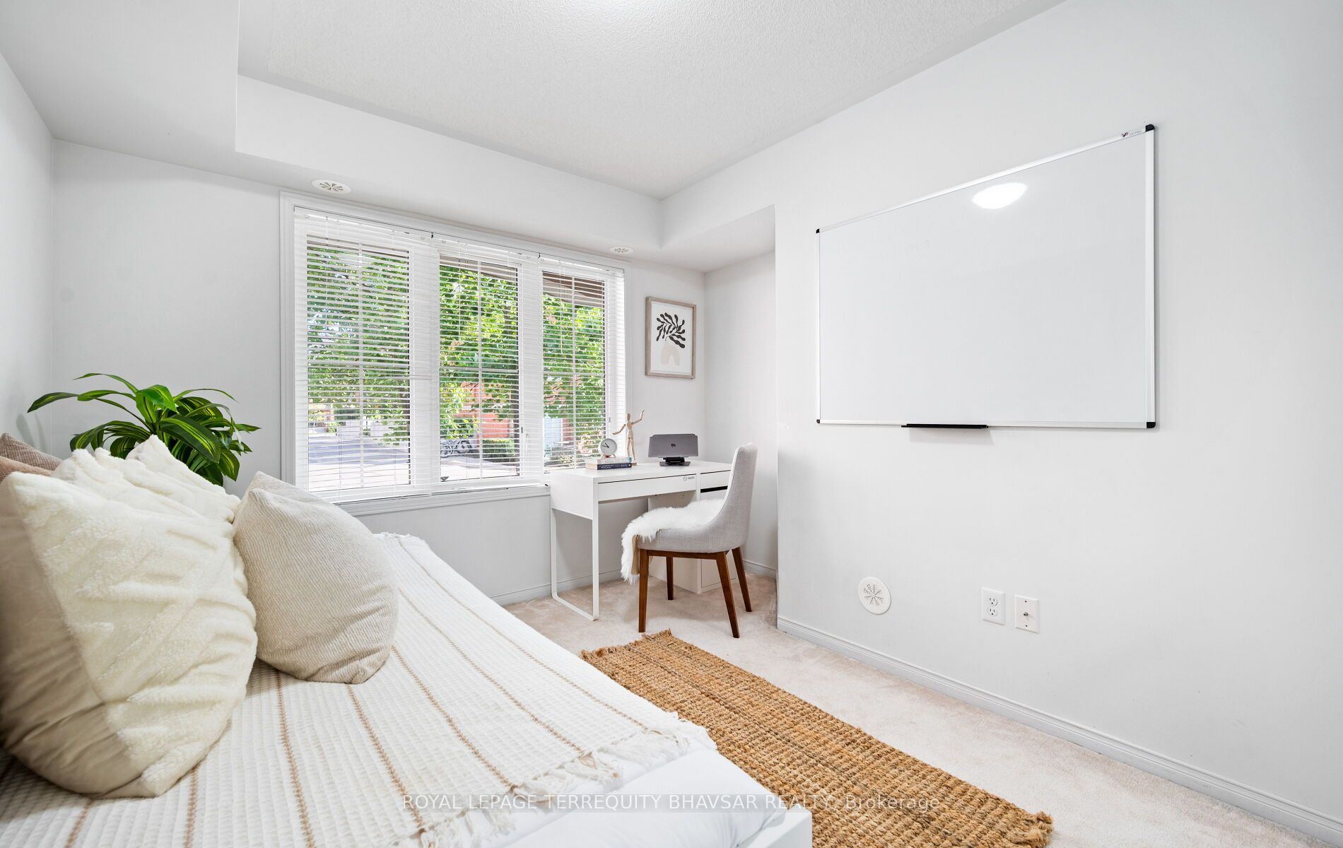 2460 Post Road 4 Property Photo 23