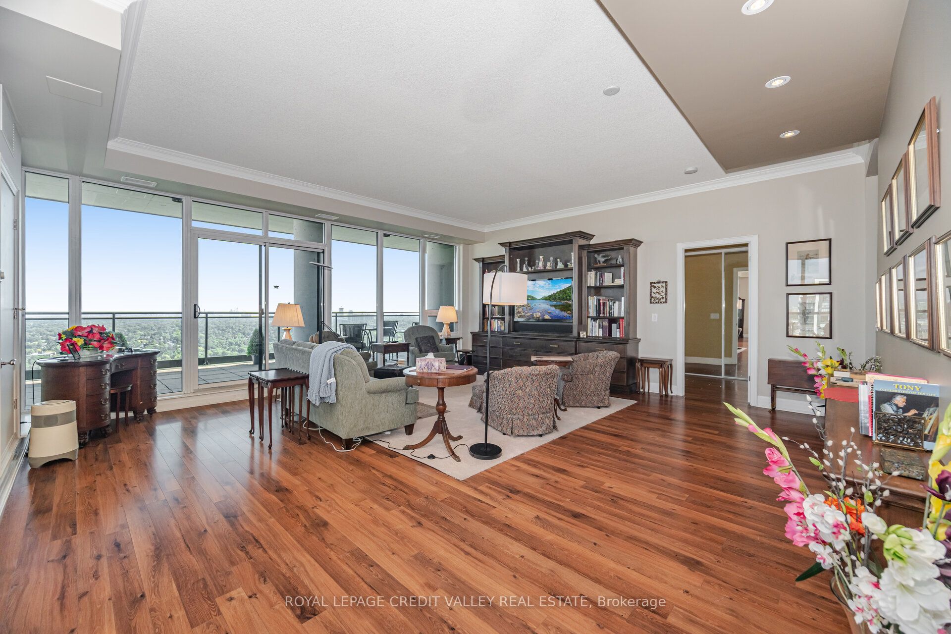 100 John Street 2601 Property Photo 6