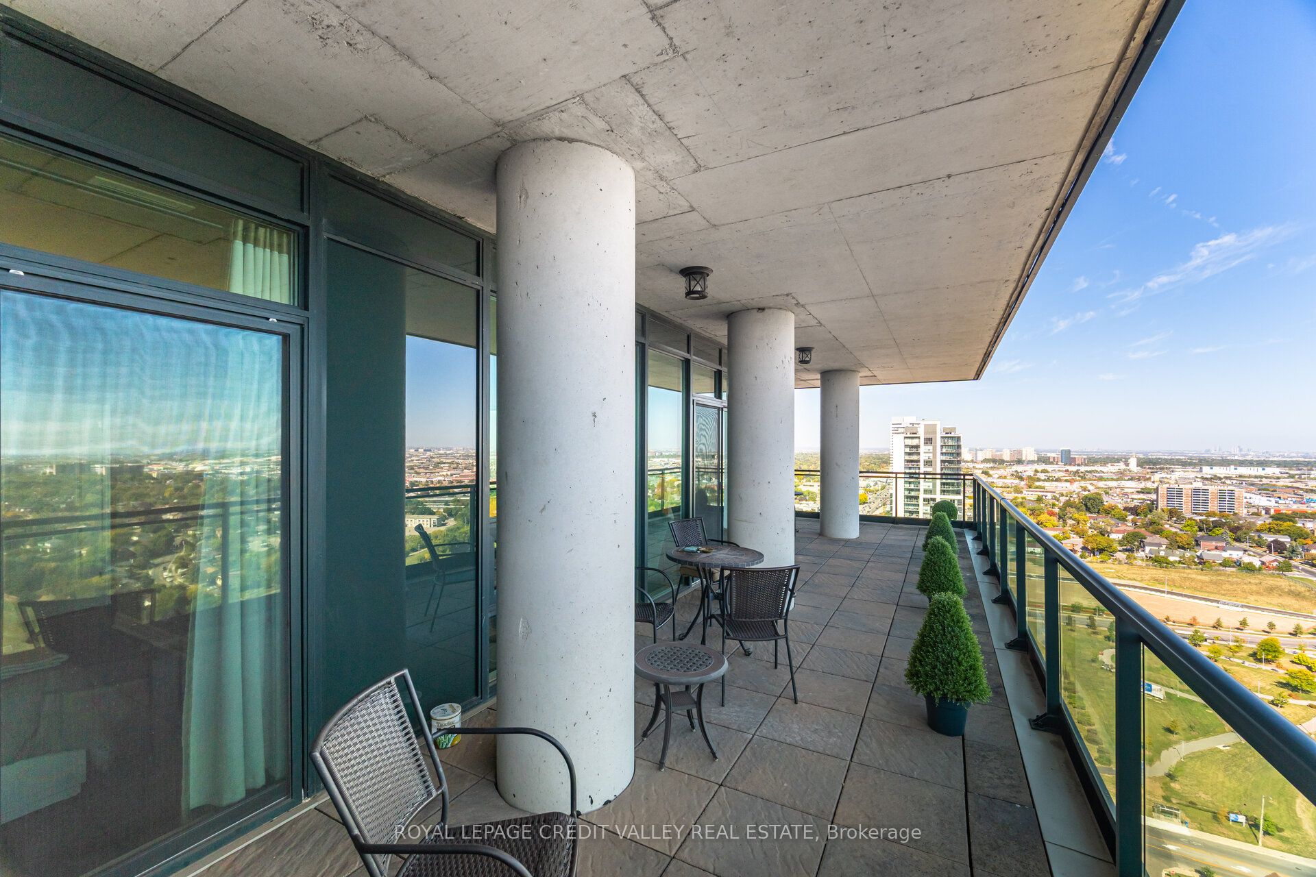 100 John Street 2601 Property Photo 16