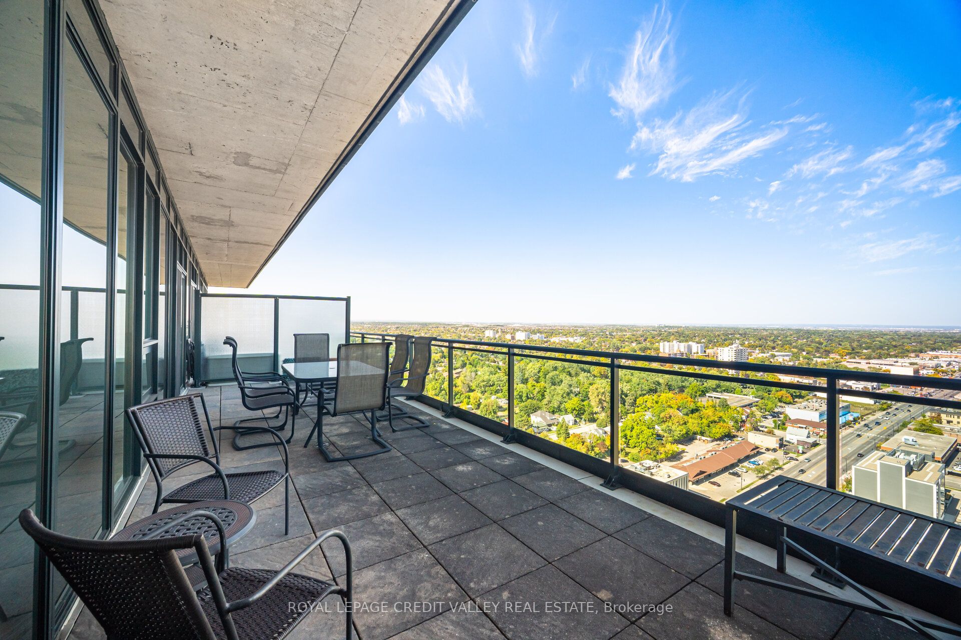 100 John Street 2601 Property Photo 20