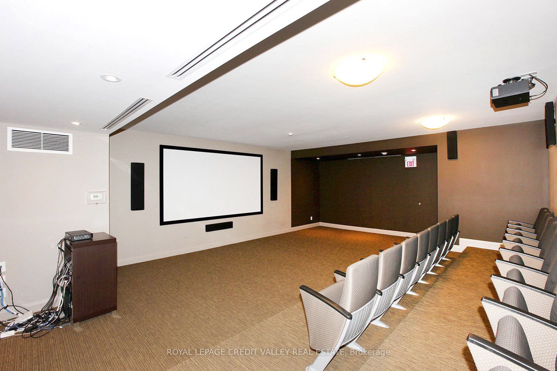 100 John Street 2601 Property Photo 37