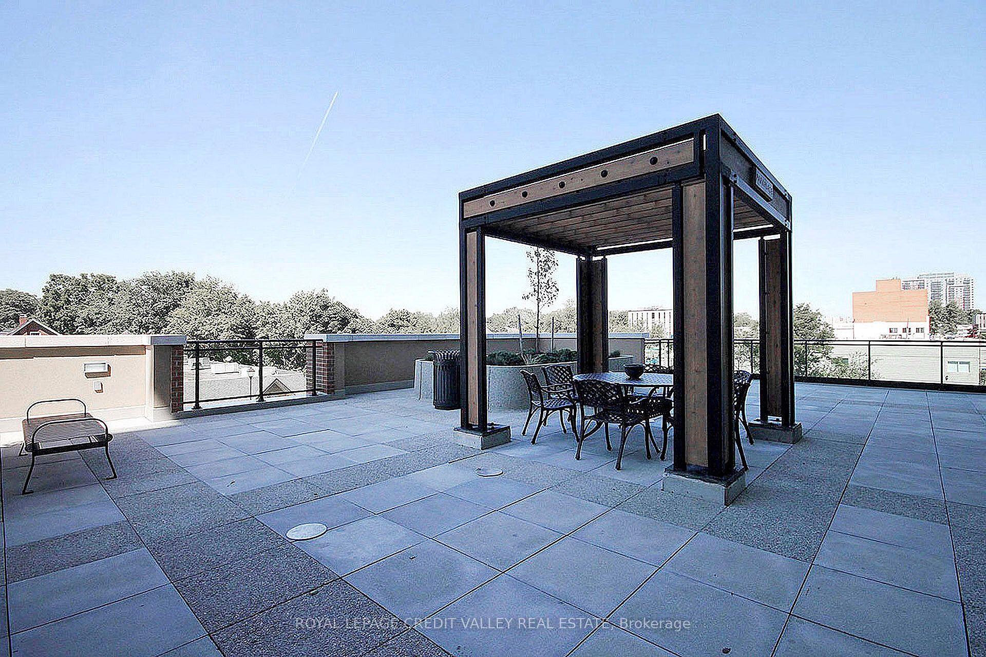 100 John Street 2601 Property Photo 40