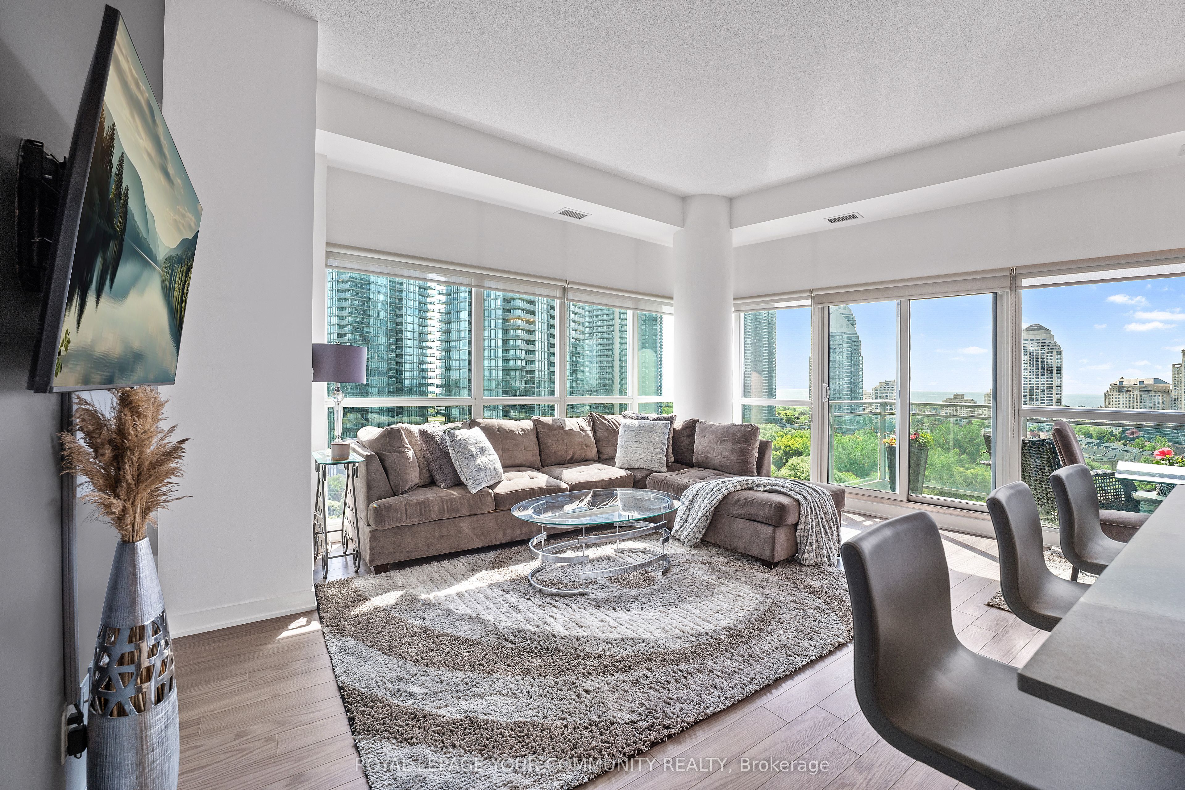 165 Legion Road N 1226 Property Photo 2