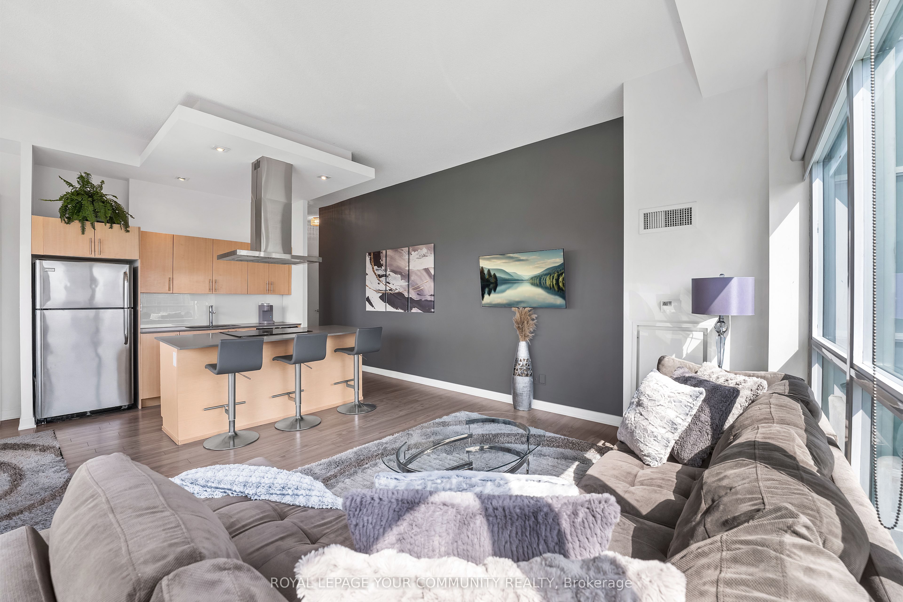 165 Legion Road N 1226 Property Photo 6