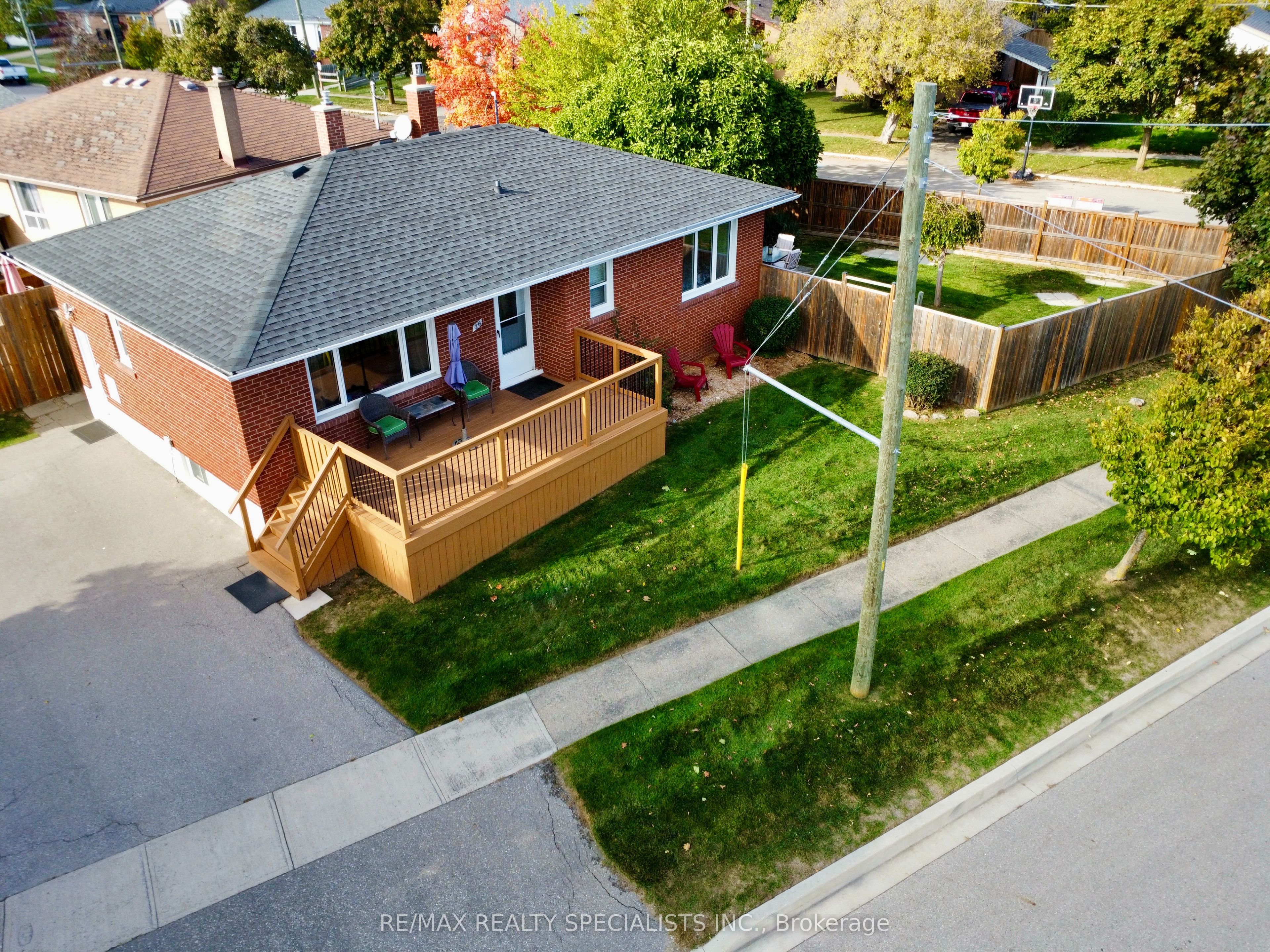 36 Norton Crescent Property Photo 1