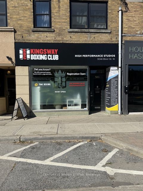 3046 Bloor Street W Property Photo 1