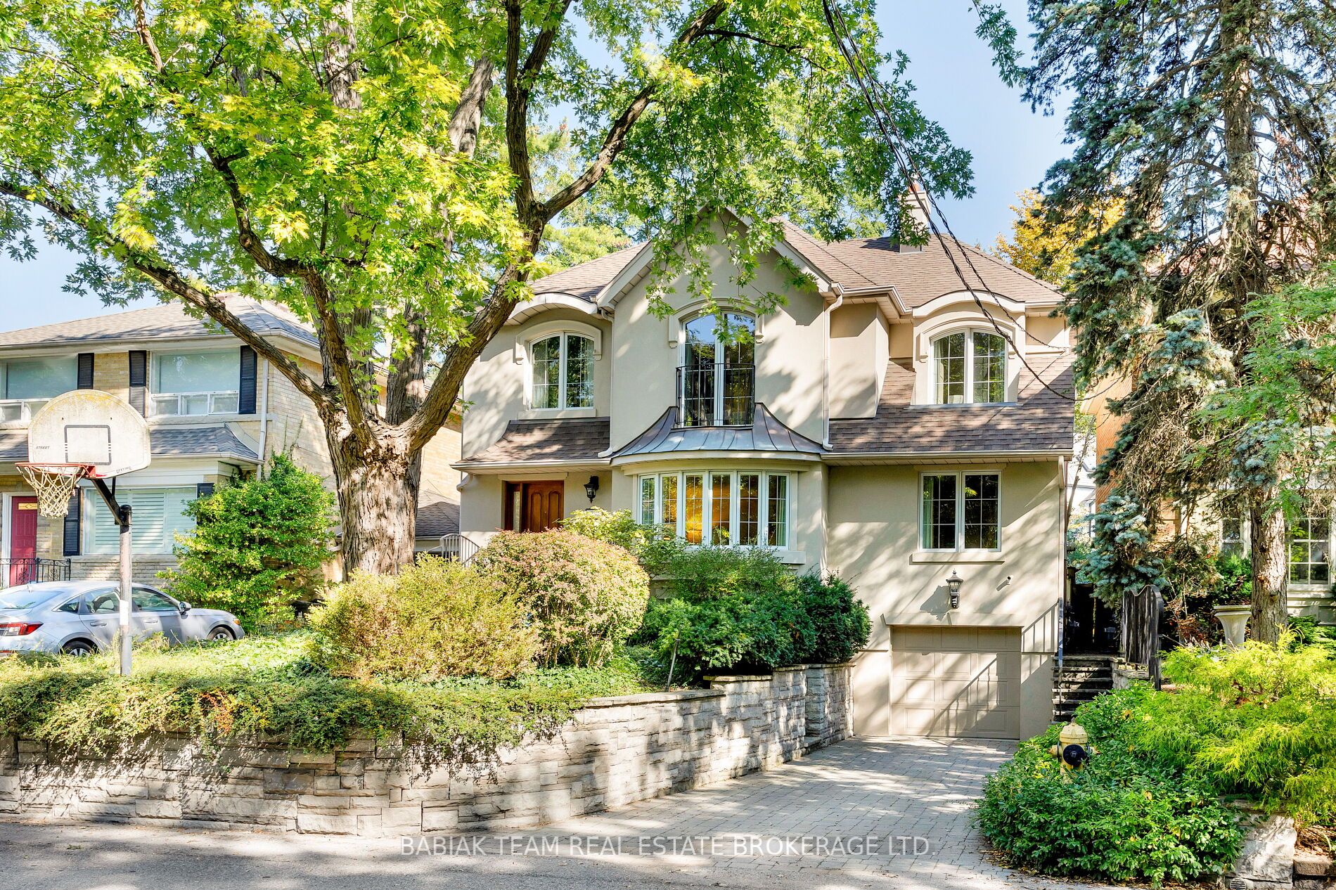 74 Humberview Road Property Photo 1