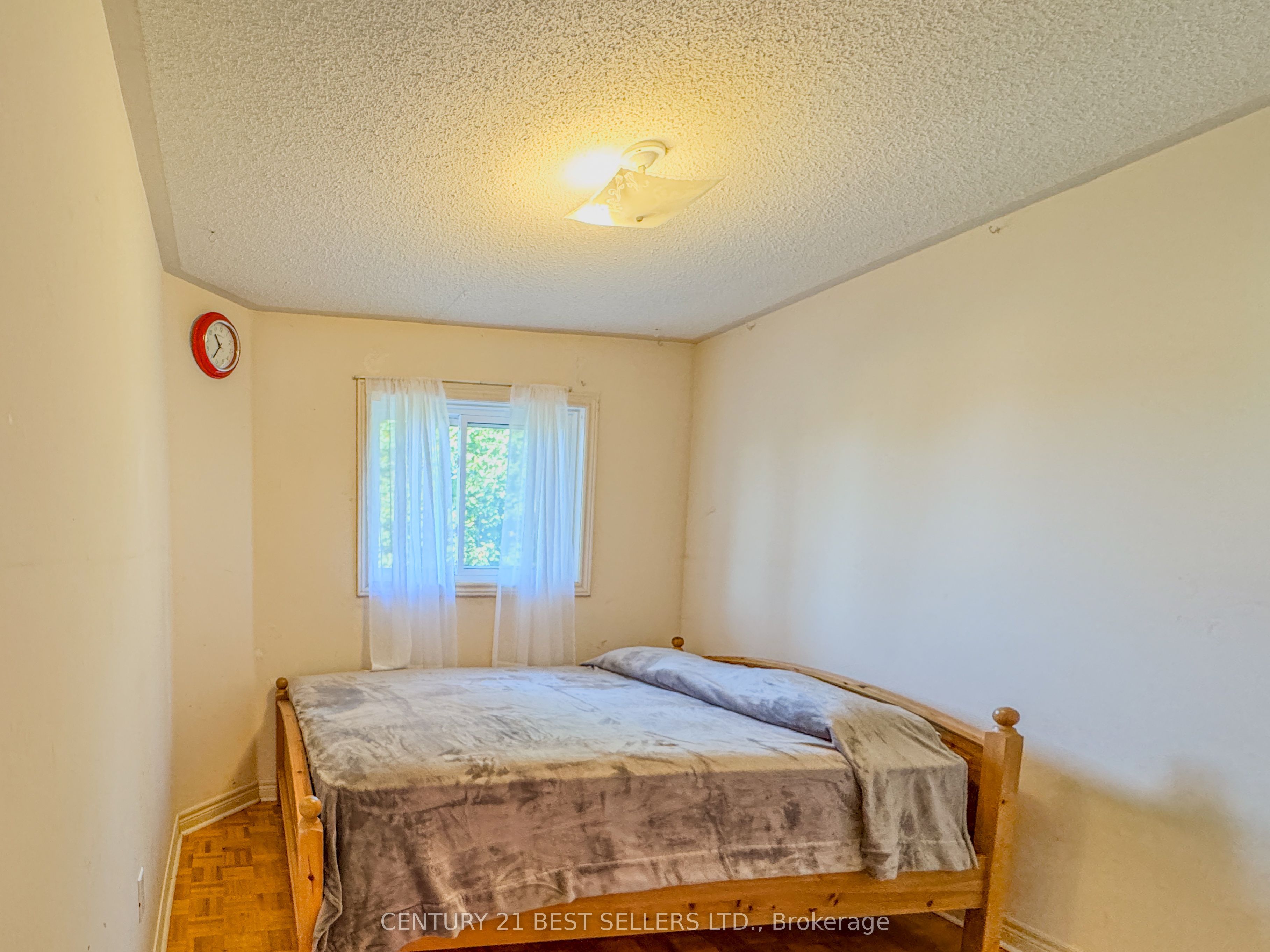 5347 Red Brush Drive Property Photo 16