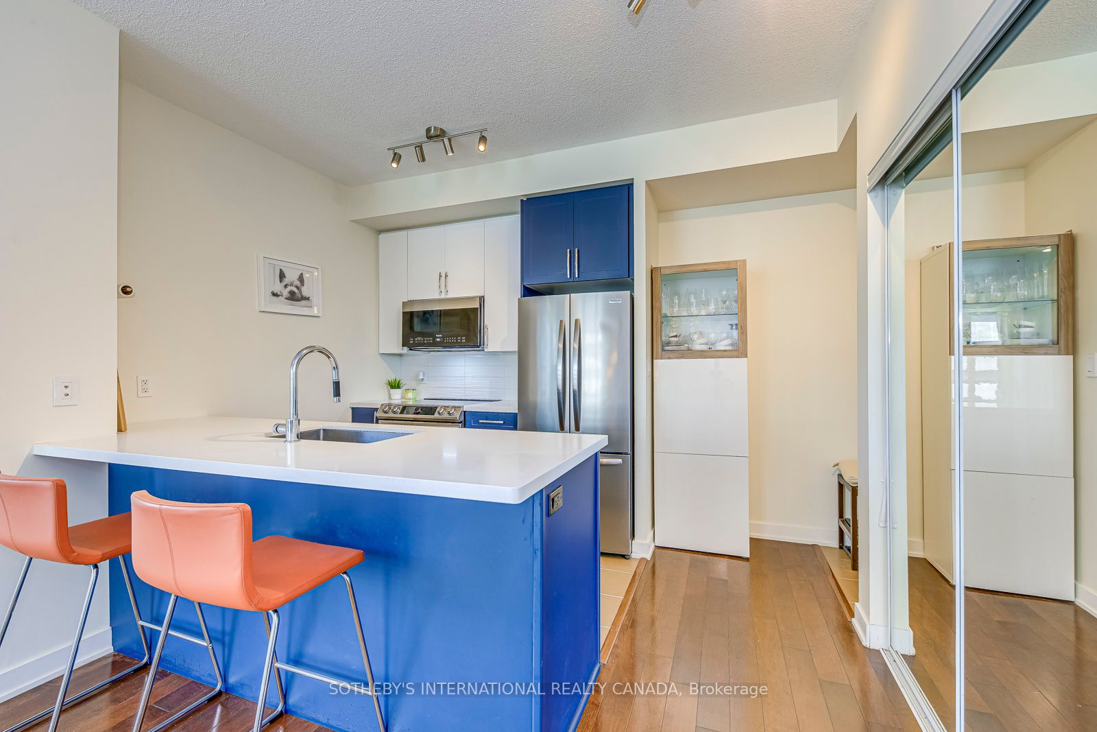 4070 Confederation Parkway 1202 Property Photo 7