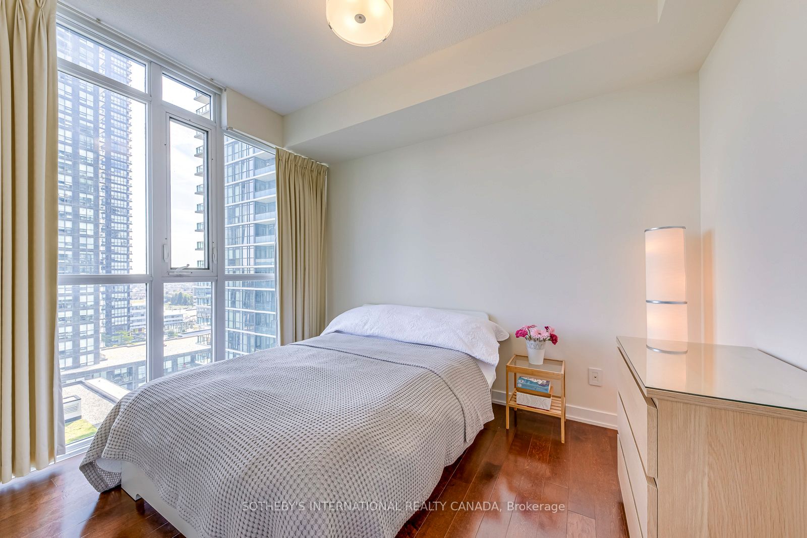 4070 Confederation Parkway 1202 Property Photo 20