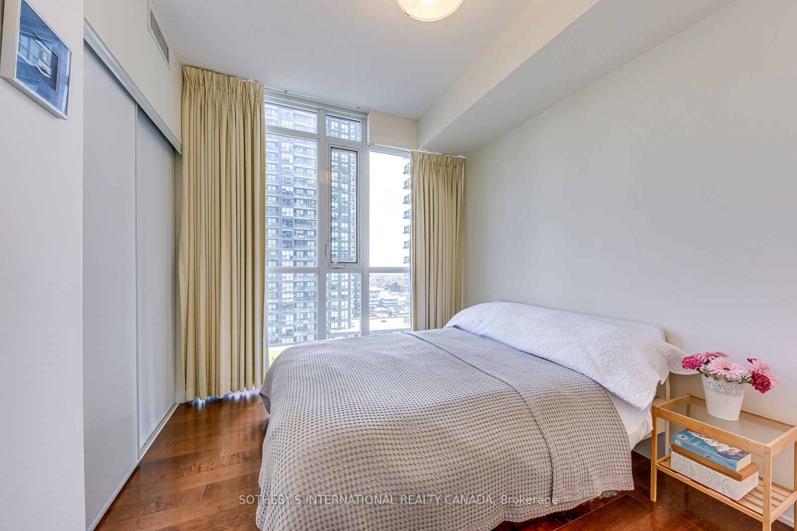 4070 Confederation Parkway 1202 Property Photo 21