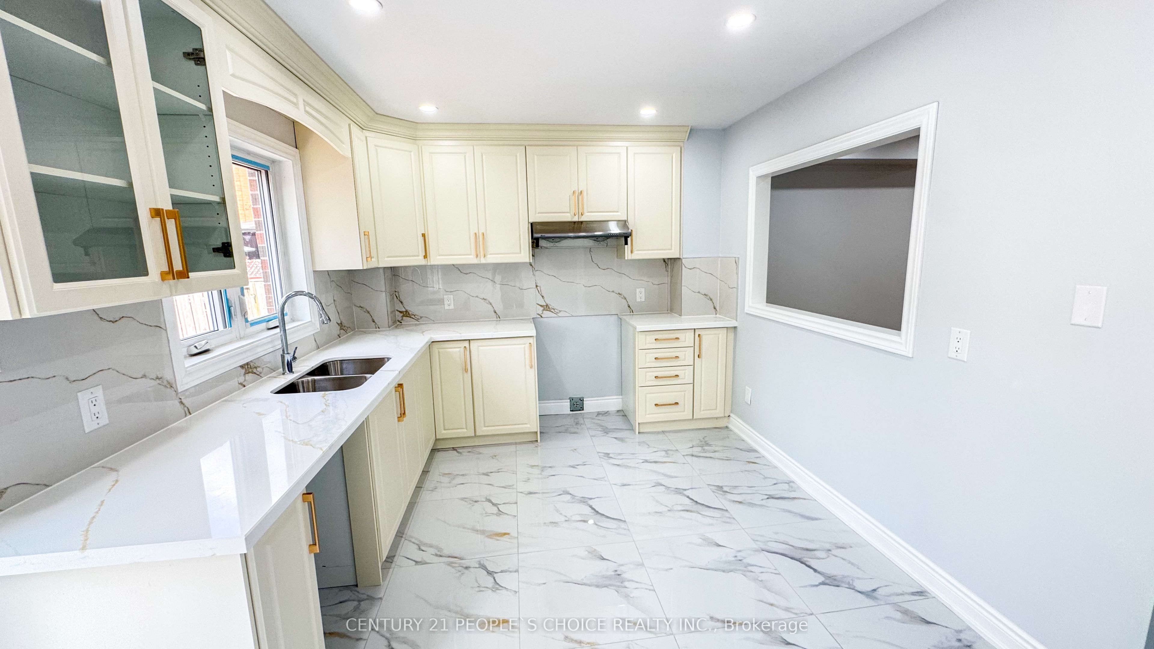 3292 Bobwhite Mews Property Photo 10