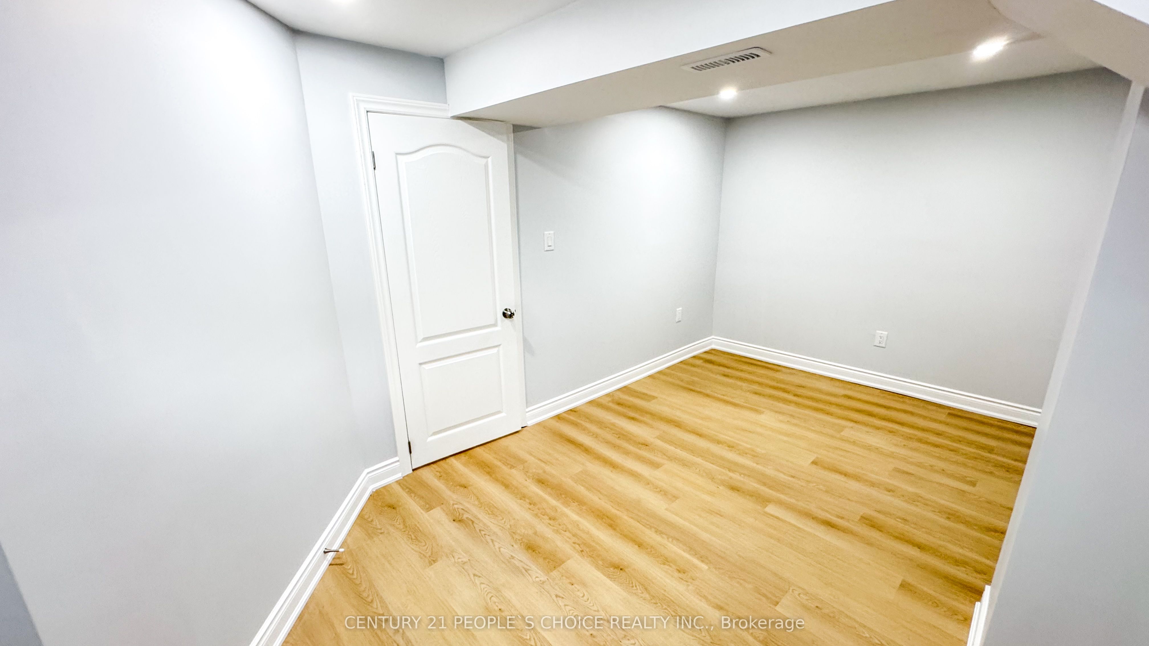 3292 Bobwhite Mews Property Photo 34