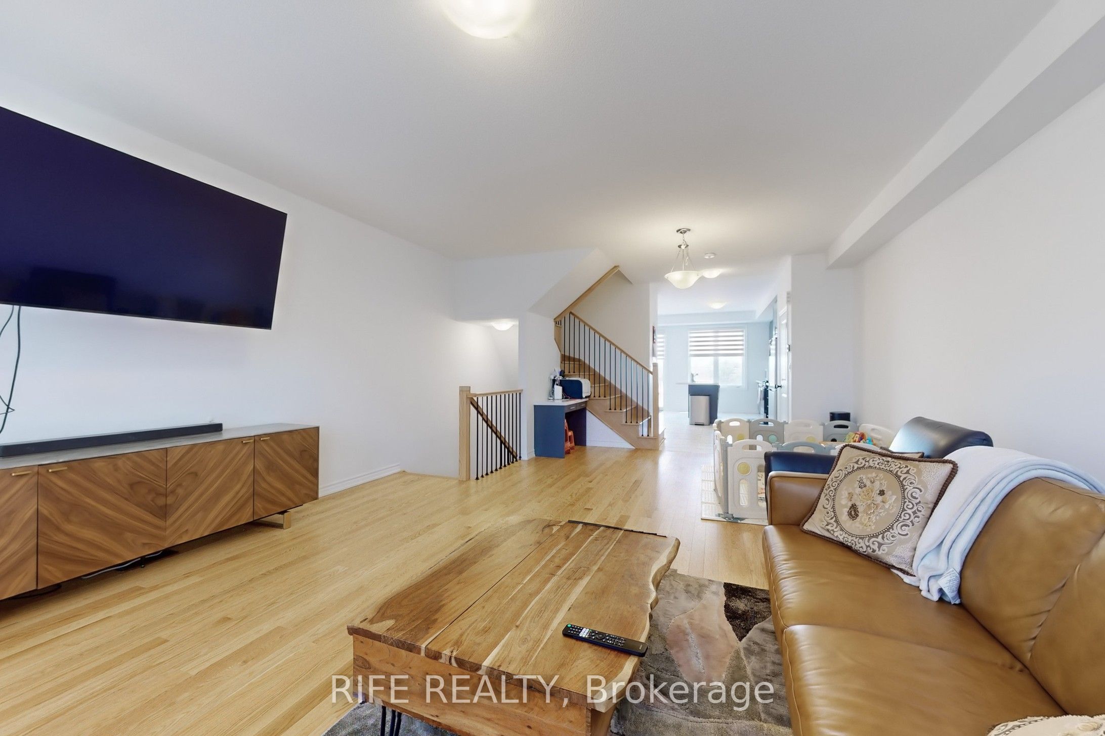 9 Bretlon Street Property Photo 1