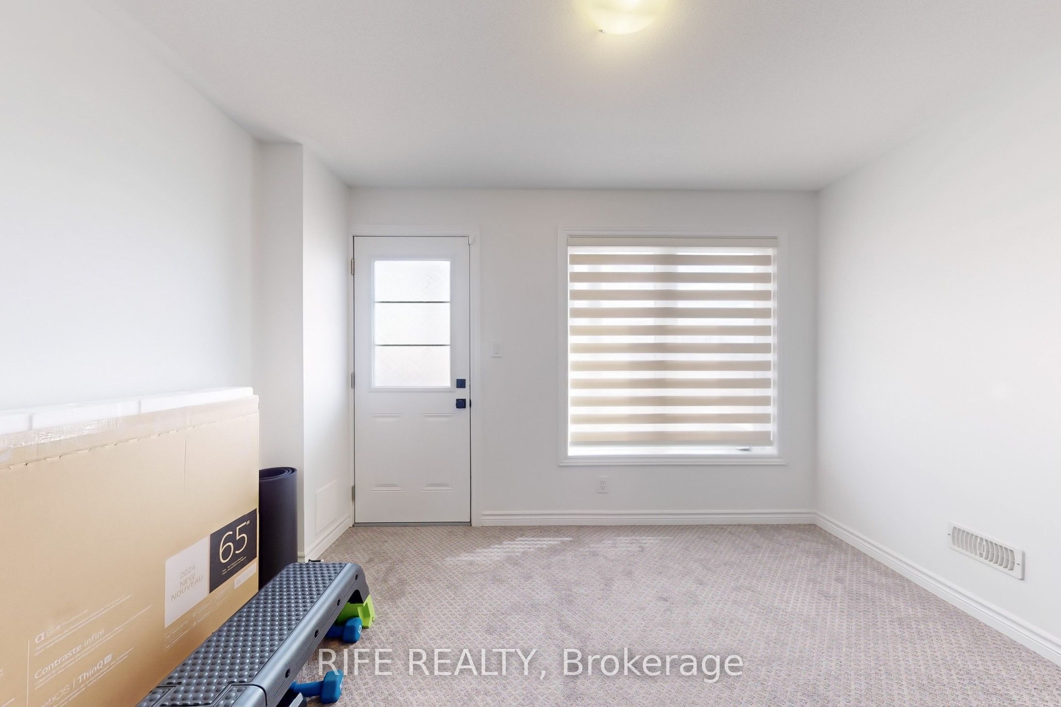 9 Bretlon Street Property Photo 28