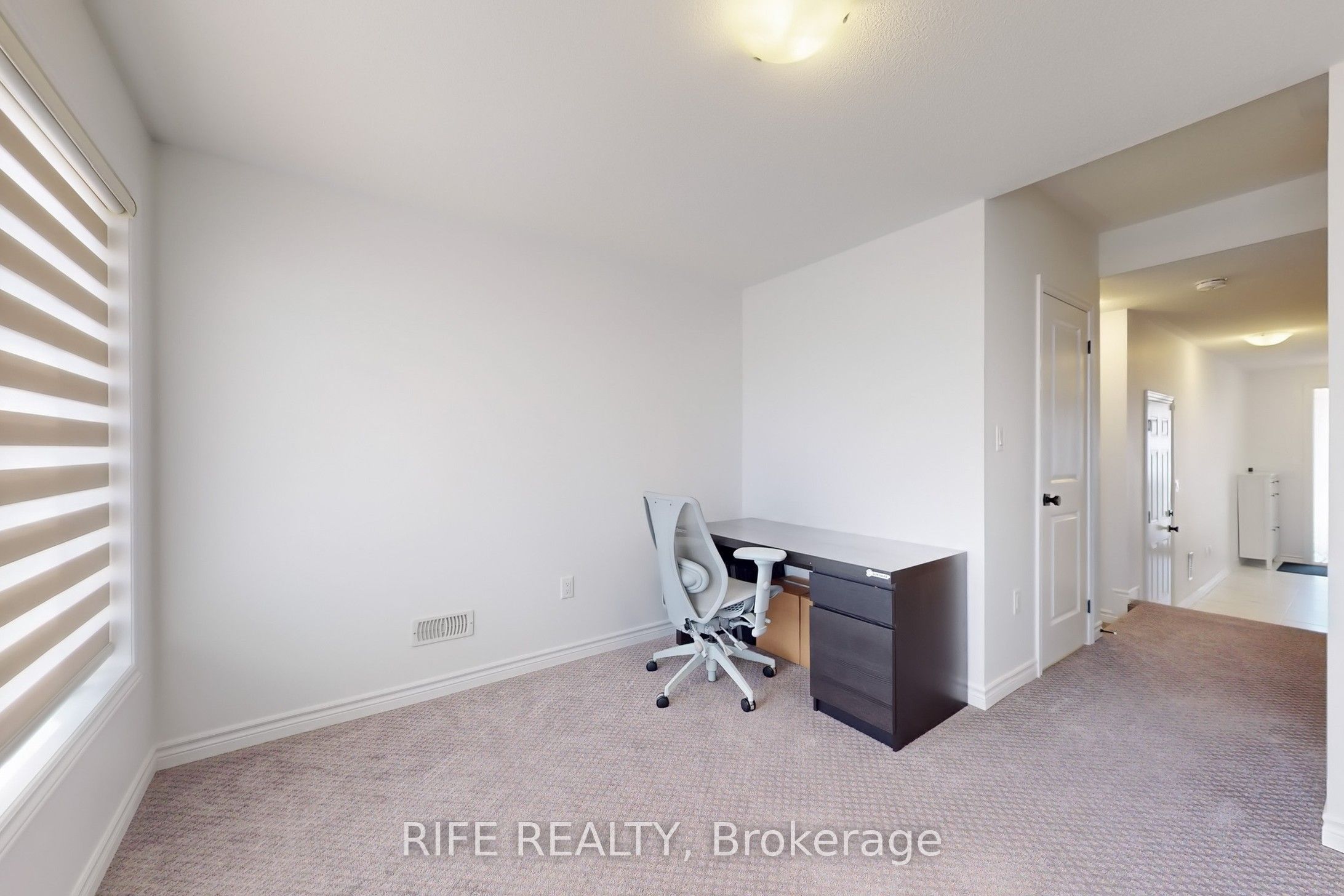 9 Bretlon Street Property Photo 29