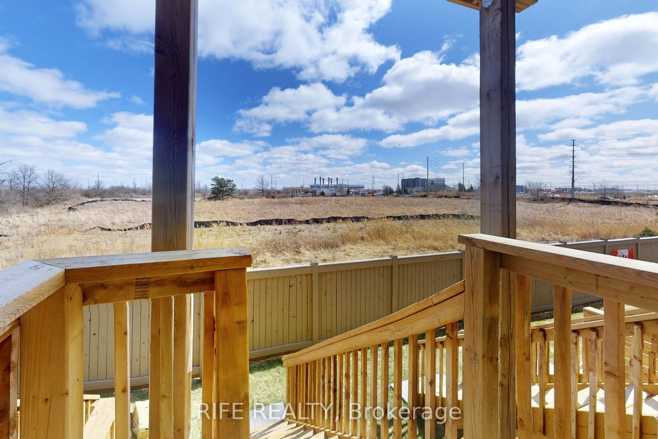 9 Bretlon Street Property Photo 35