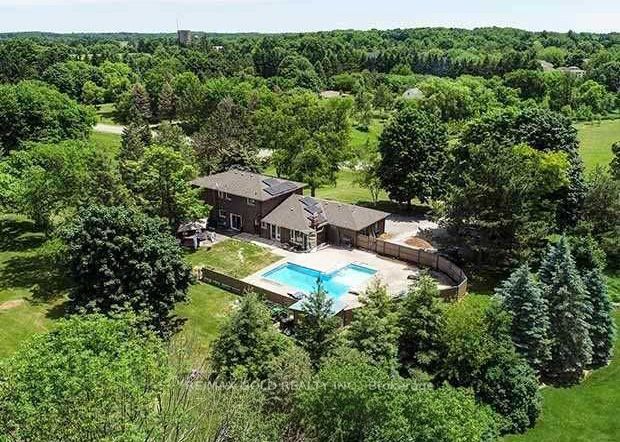 14 Birchview Drive Property Photo 2