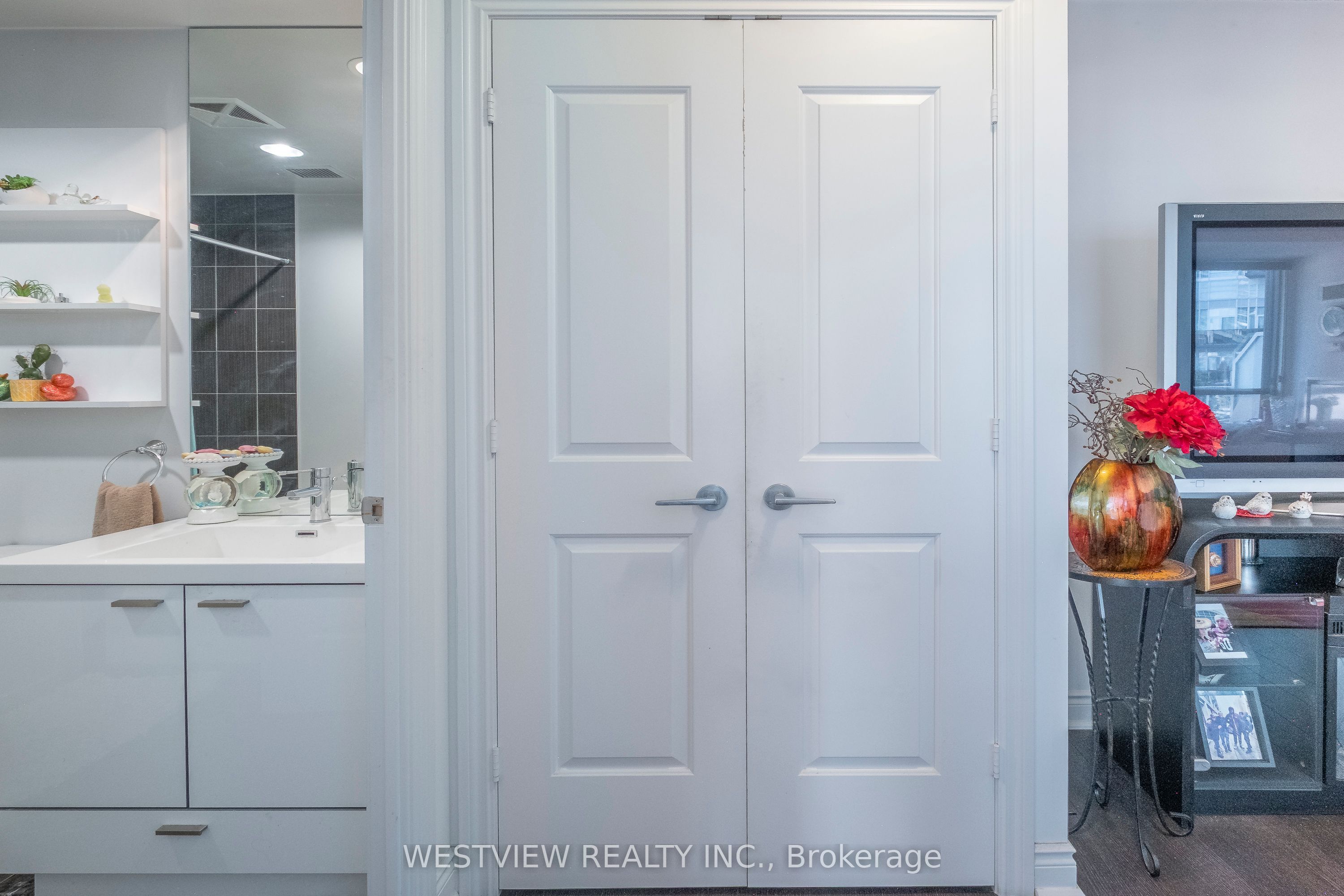 80 Marine Parade Drive 311 Property Photo 18