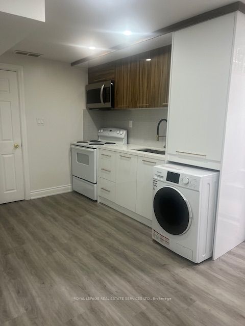 3584 Croatia Drive Lower Property Photo 6