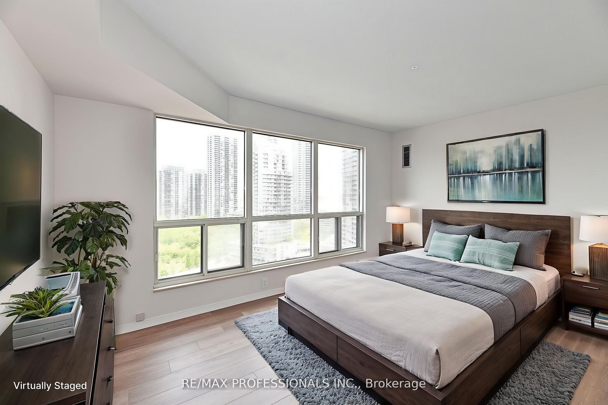 2269 Lakeshore Boulevard W 2004 Property Photo 17