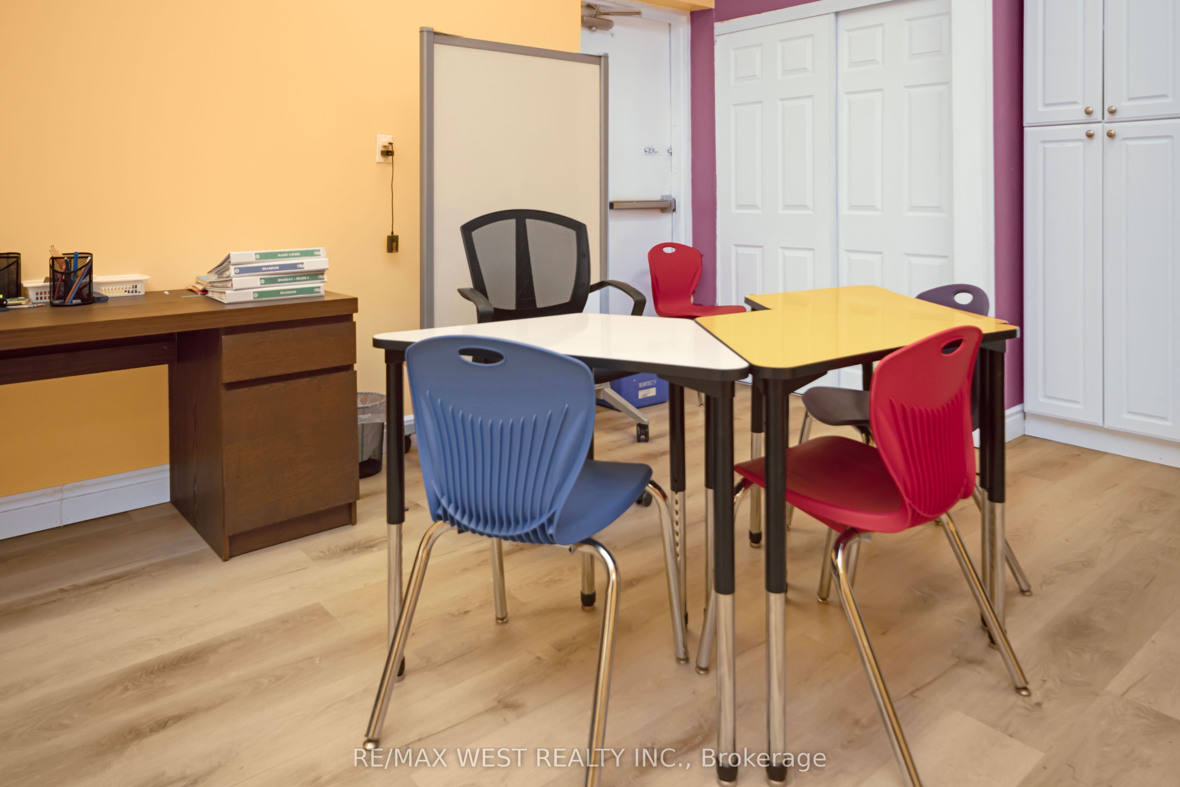 1500 Sixth Line 1&2 Property Photo 23