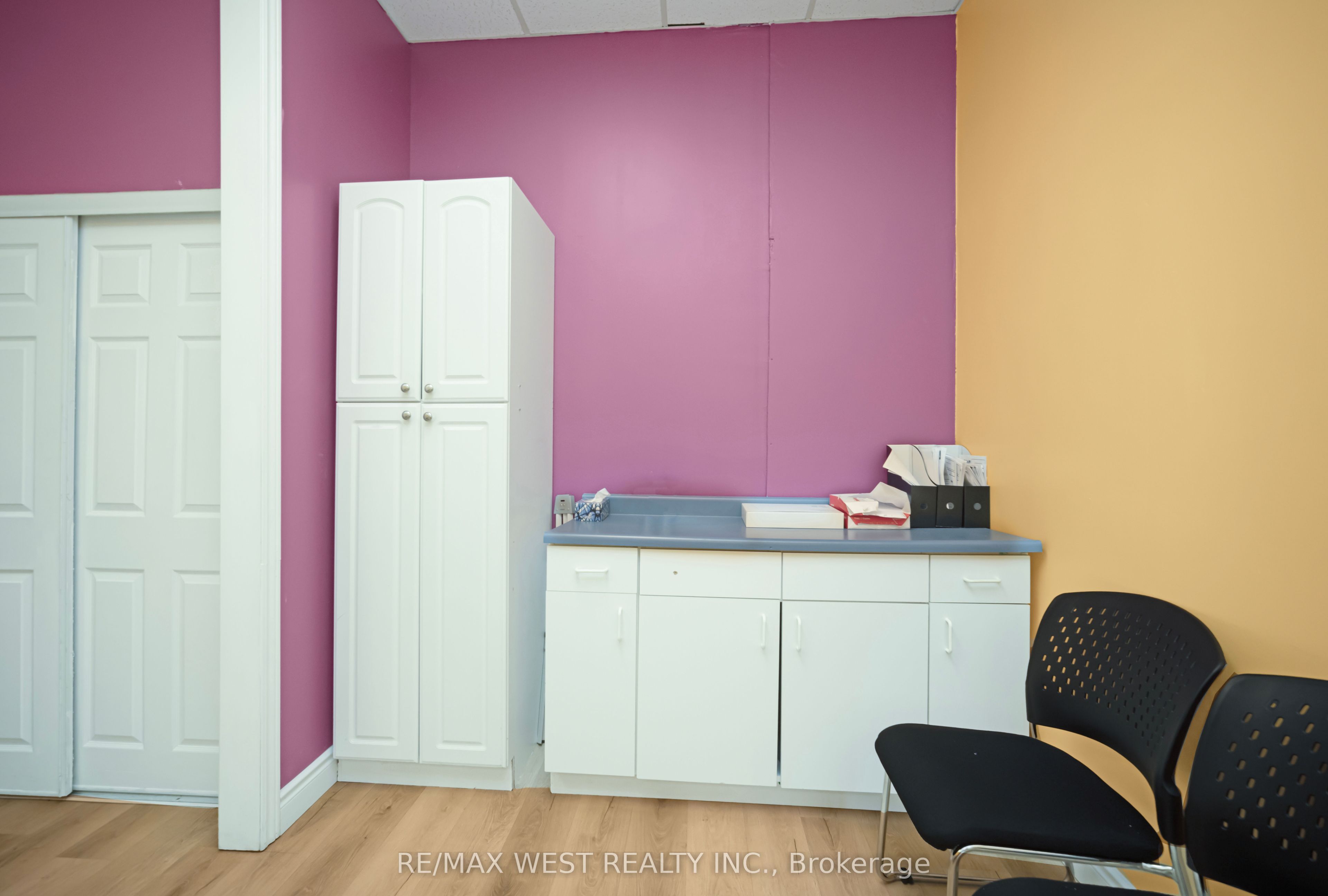 1500 Sixth Line 1&2 Property Photo 24