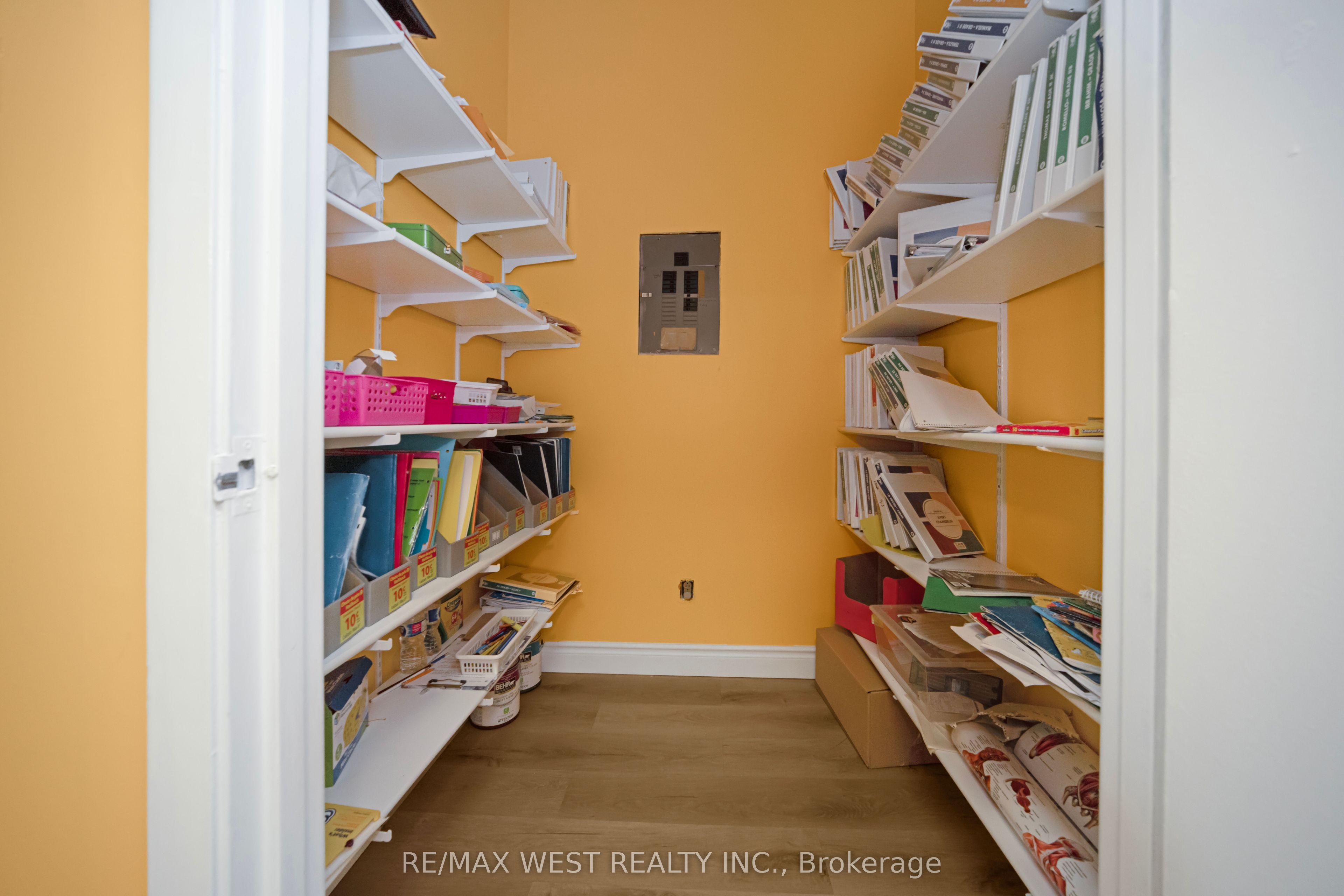 1500 Sixth Line 1&2 Property Photo 42