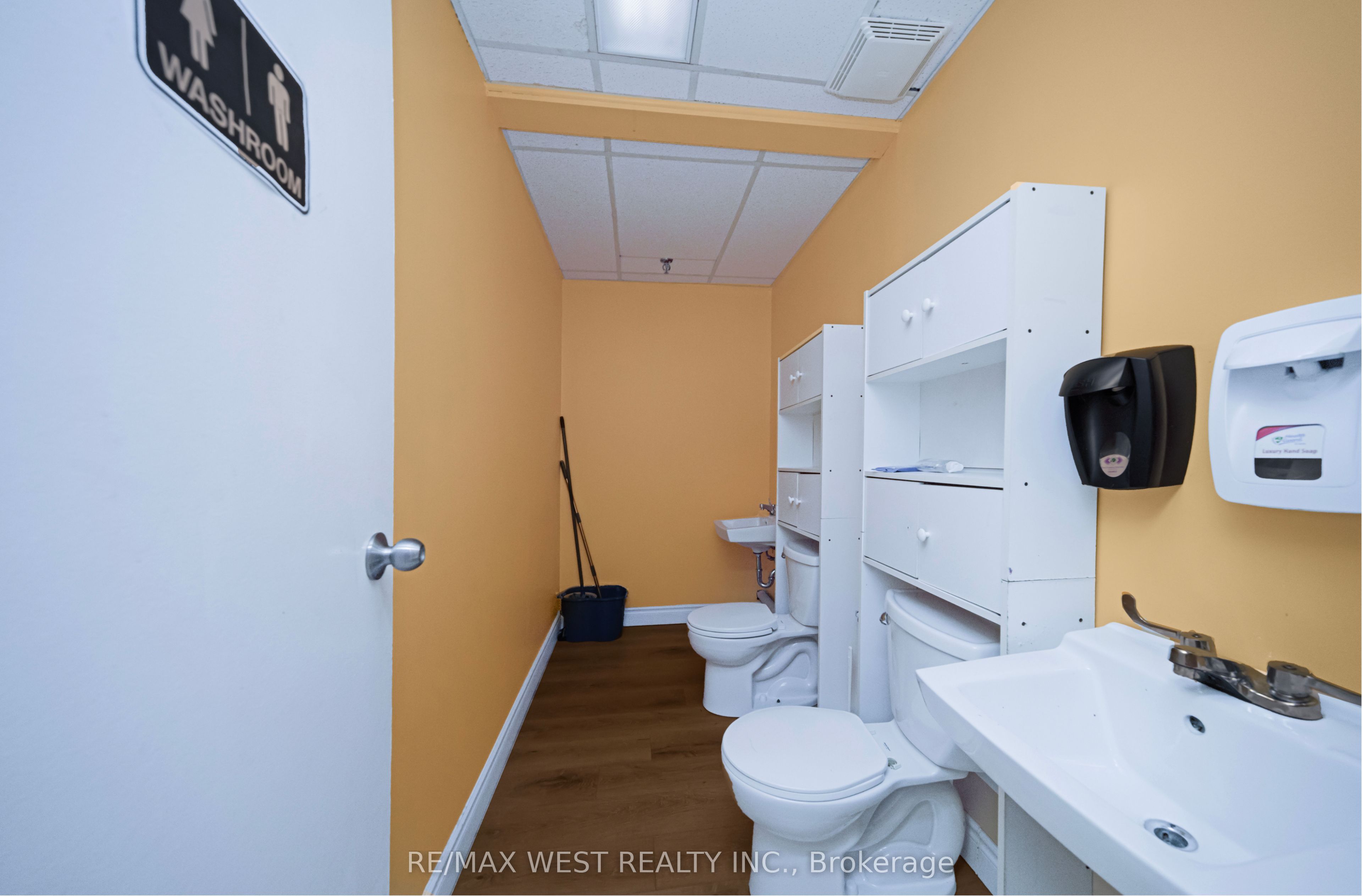 1500 Sixth Line 1&2 Property Photo 43