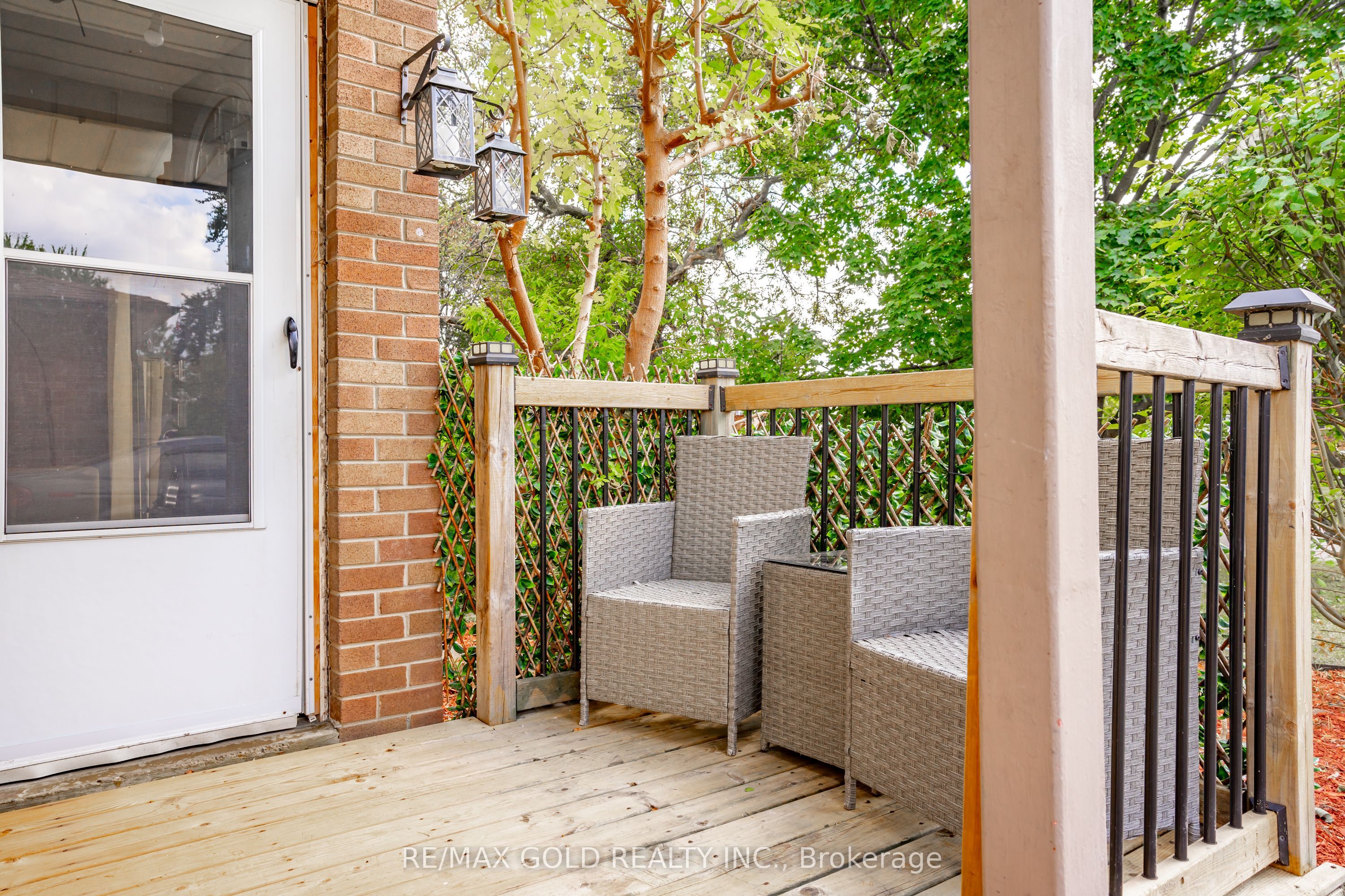 4 Deeside Crescent Property Photo 5