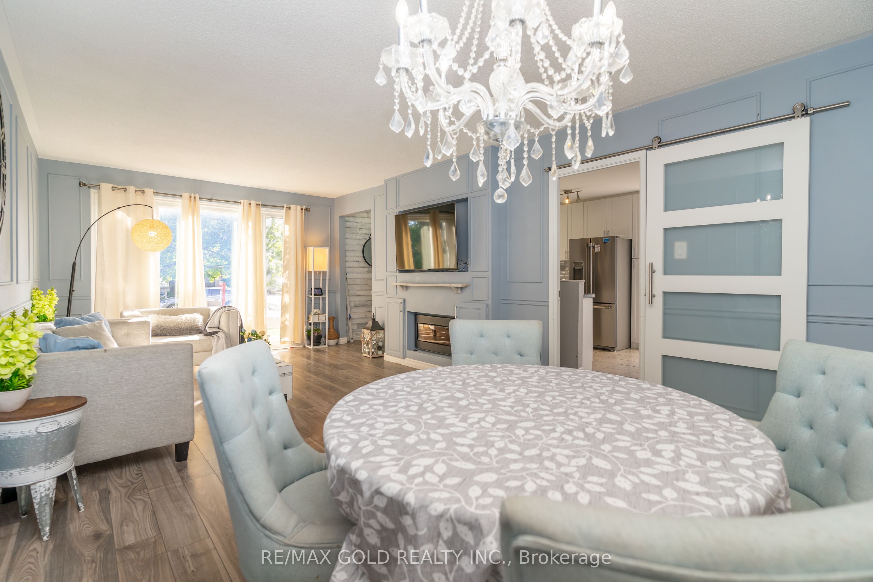 4 Deeside Crescent Property Photo 11