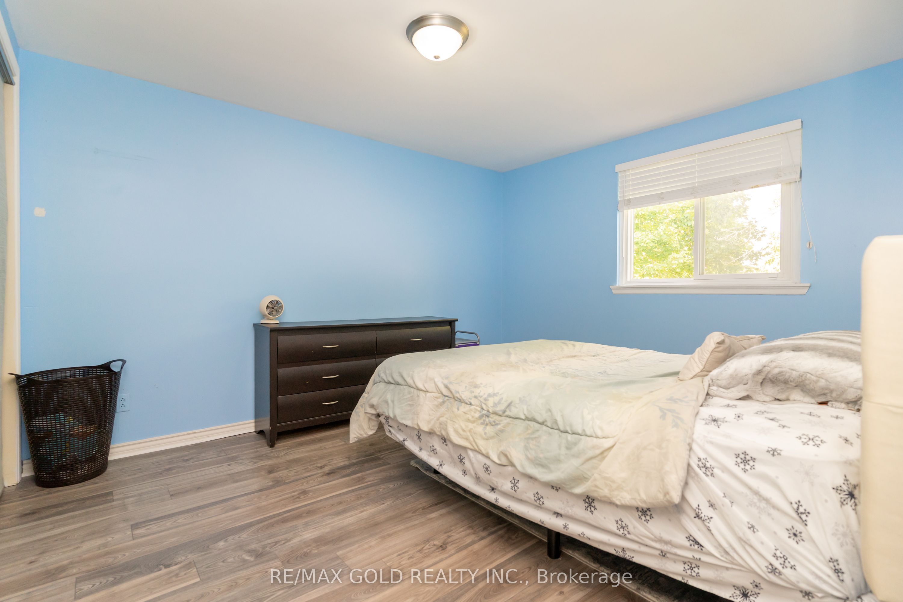 4 Deeside Crescent Property Photo 20