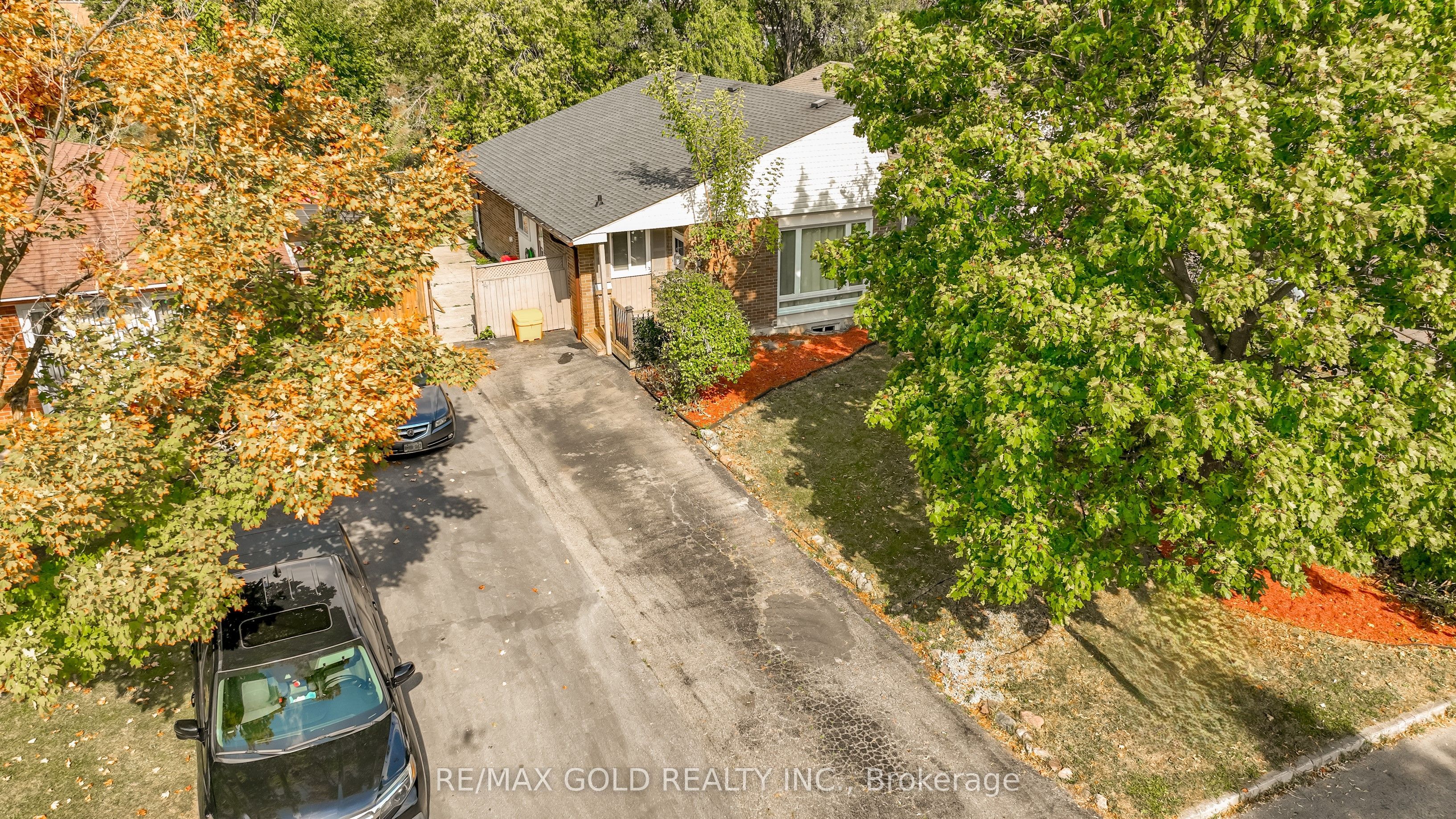 4 Deeside Crescent Property Photo 39