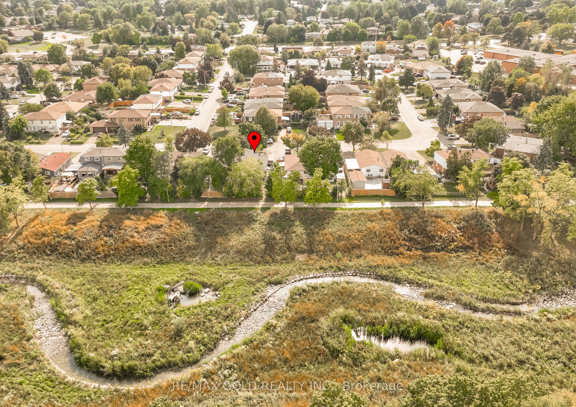 4 Deeside Crescent Property Photo 44