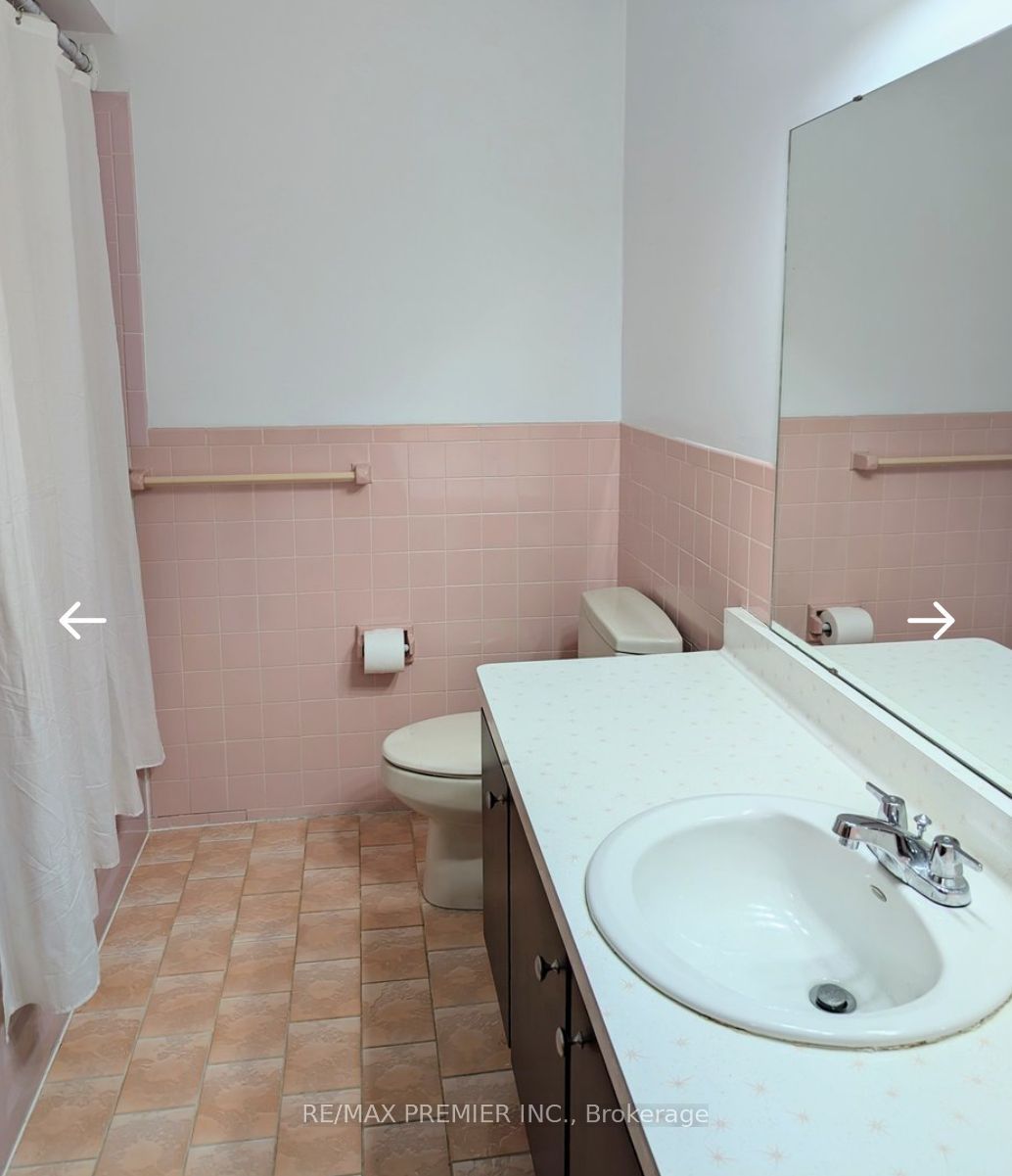 71 Sorlyn Avenue Main Floor Property Photo 9