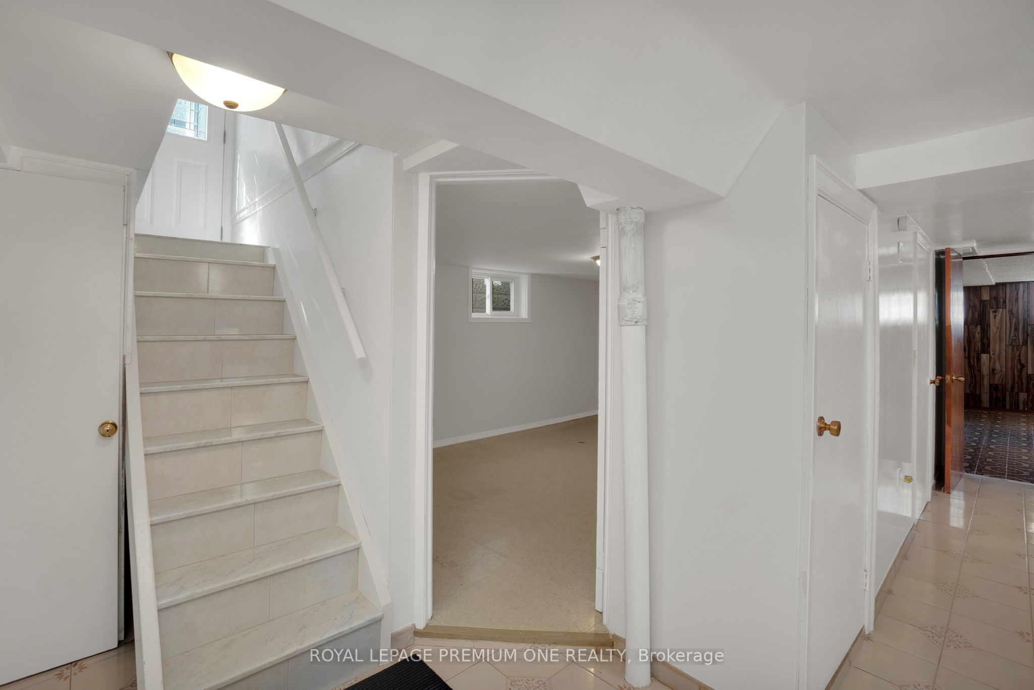130 Jay Street Property Photo 17