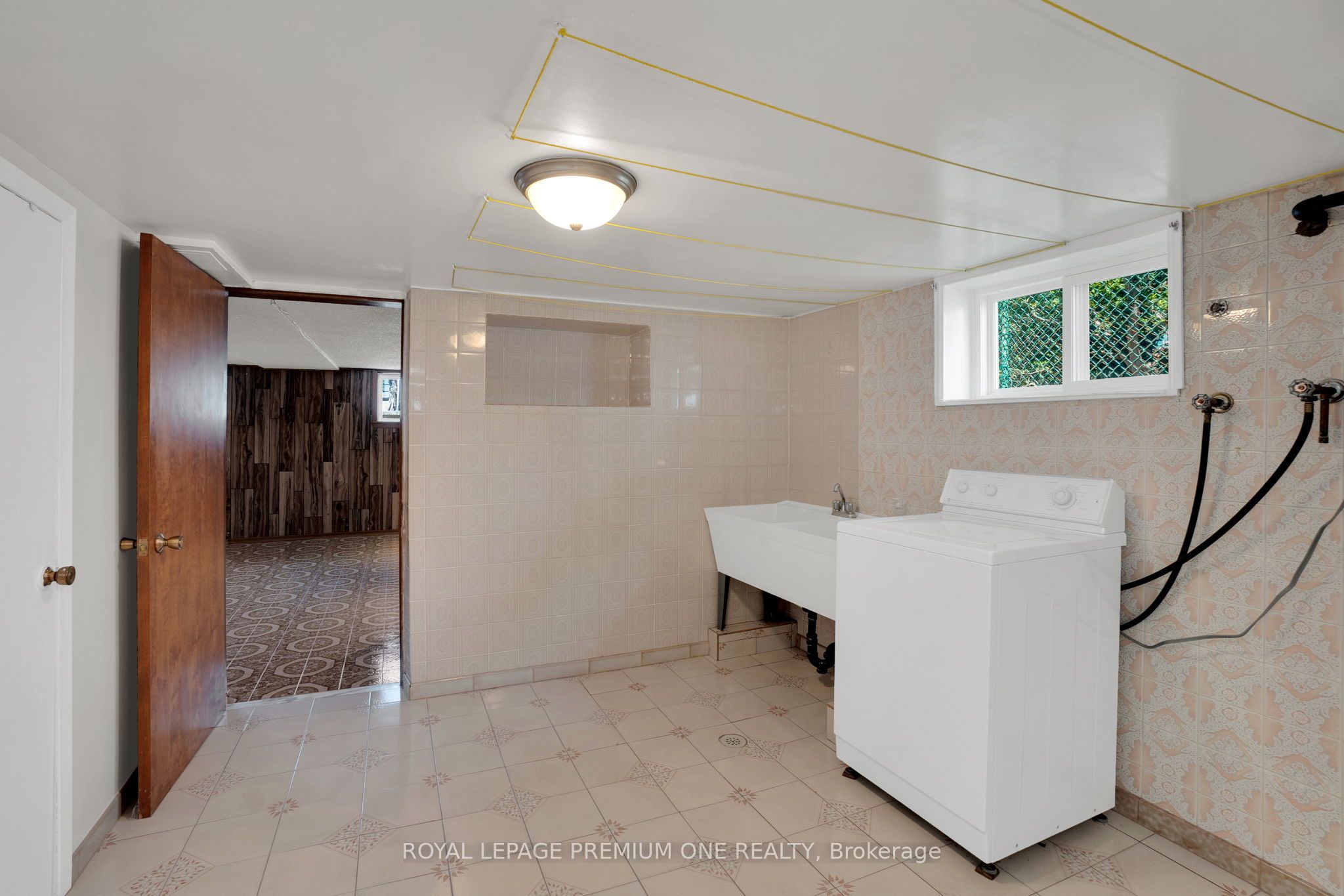 130 Jay Street Property Photo 24