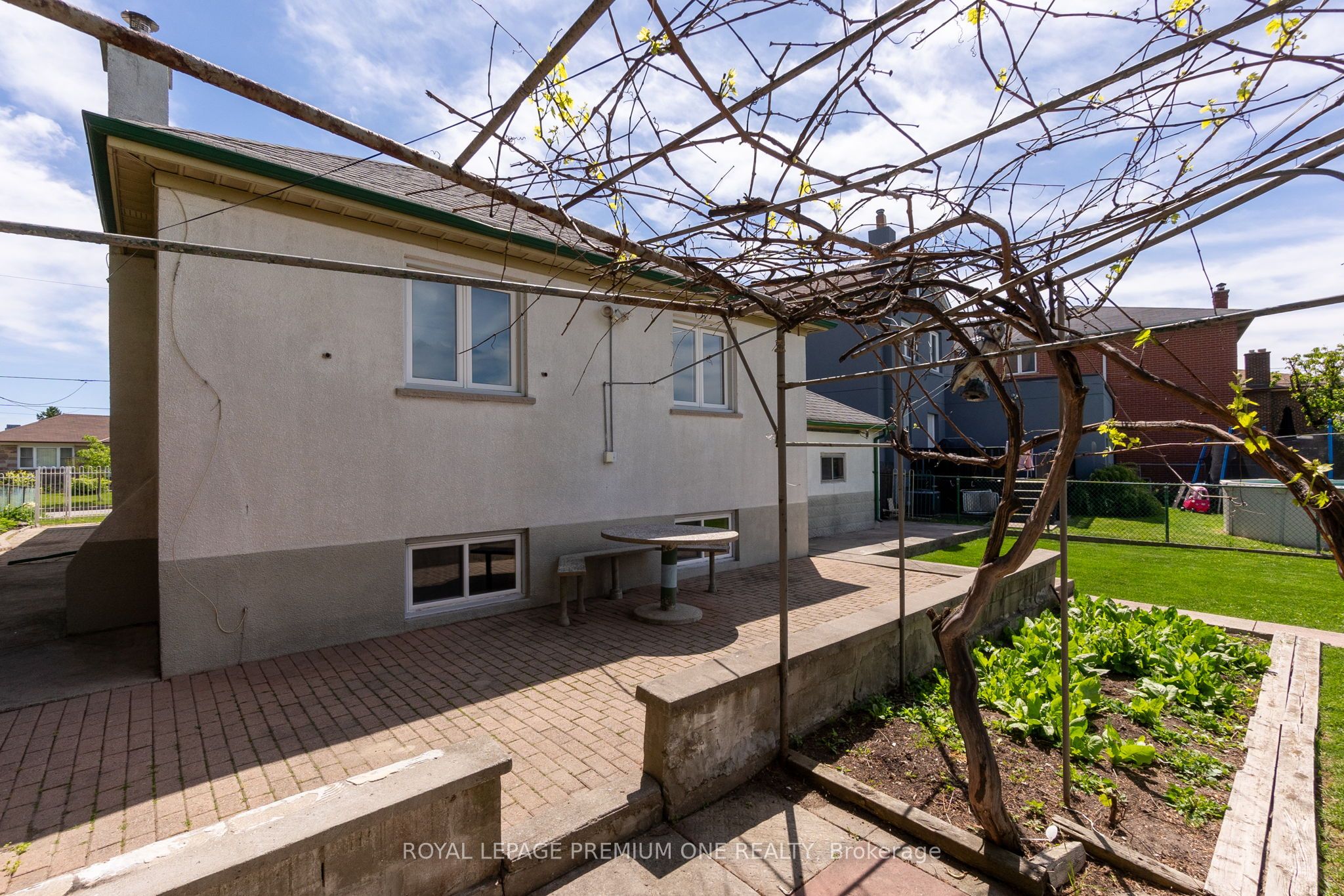 130 Jay Street Property Photo 26