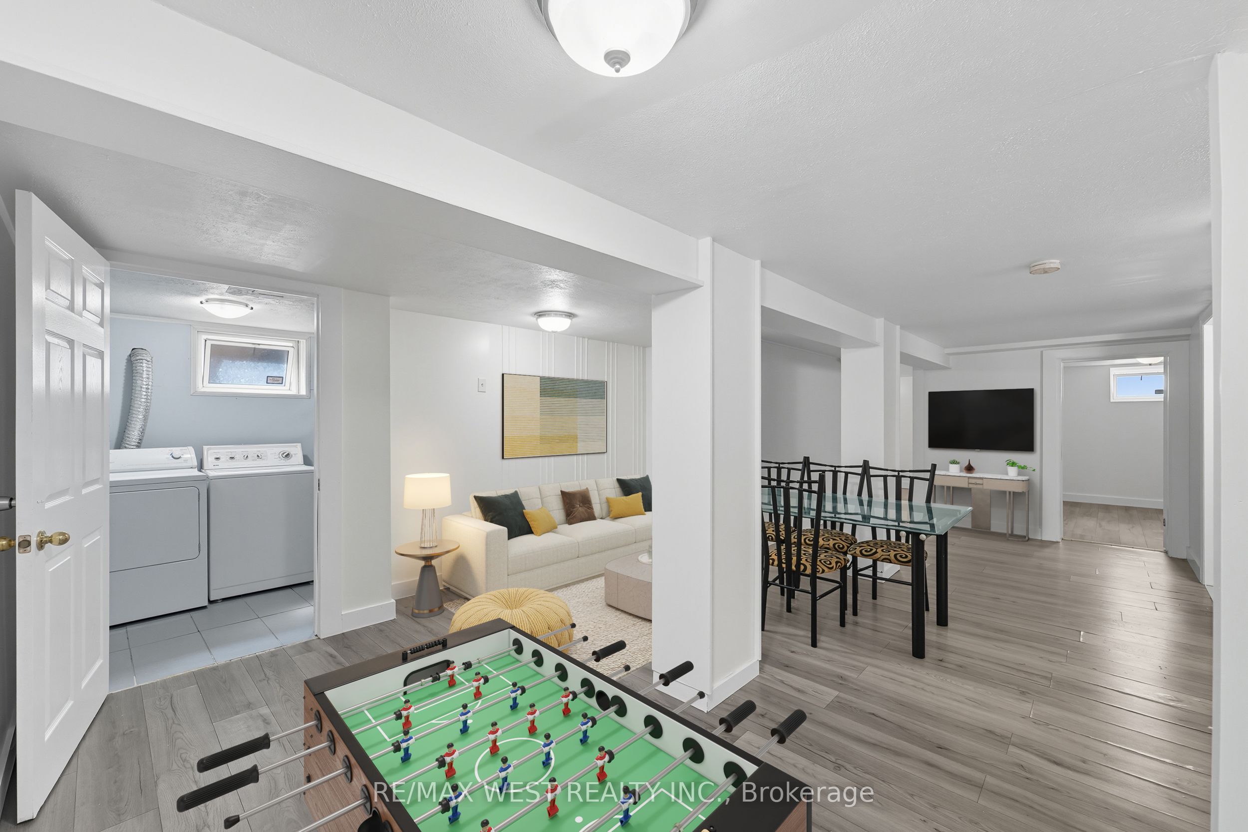 38 Feltham Avenue Property Photo 11