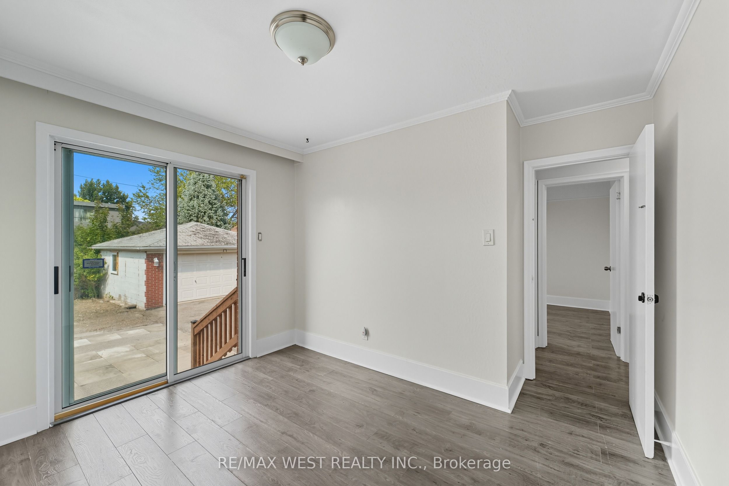 38 Feltham Avenue Property Photo 26